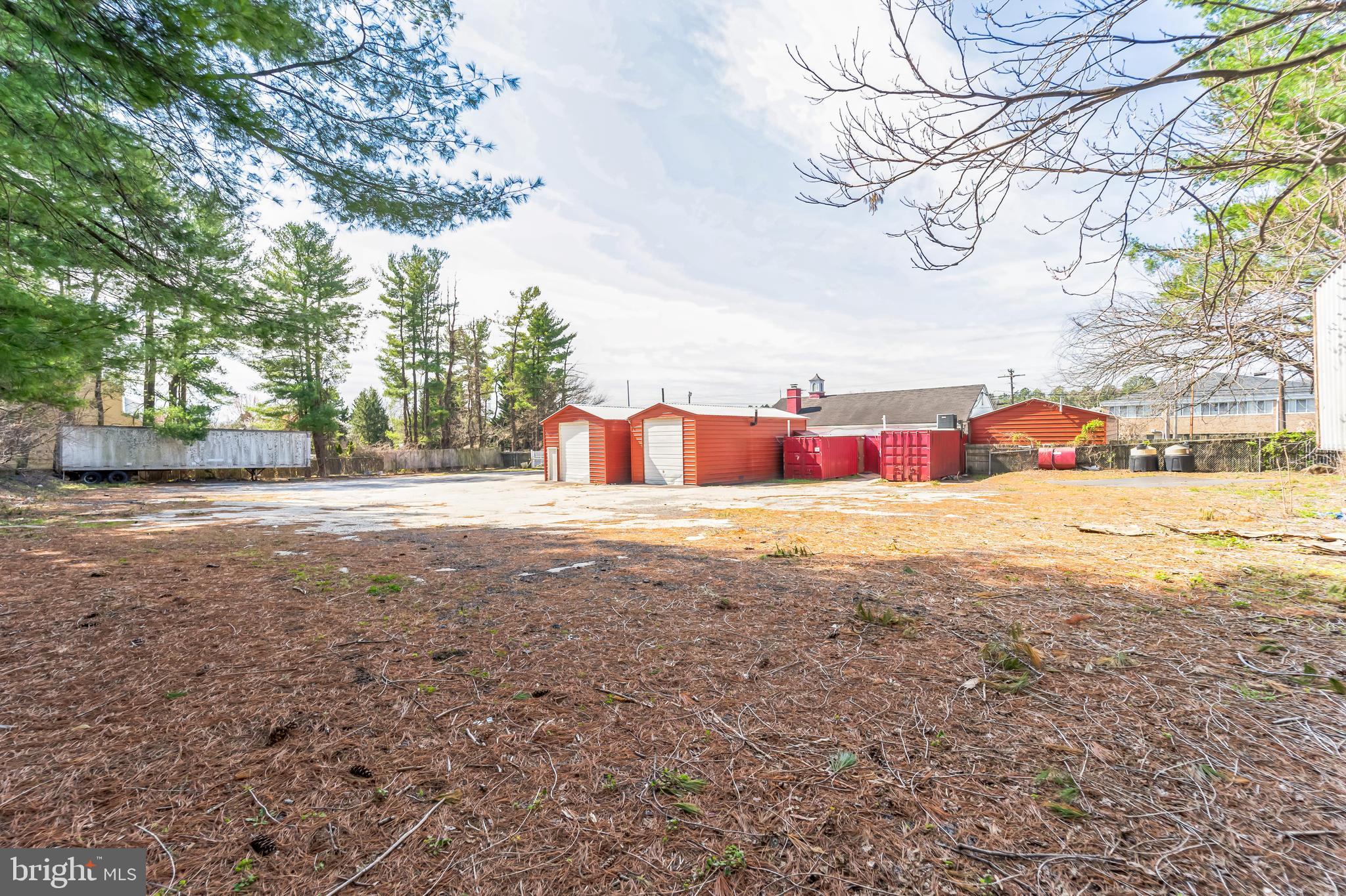 MILLERSVILLE - Commercial Sale
