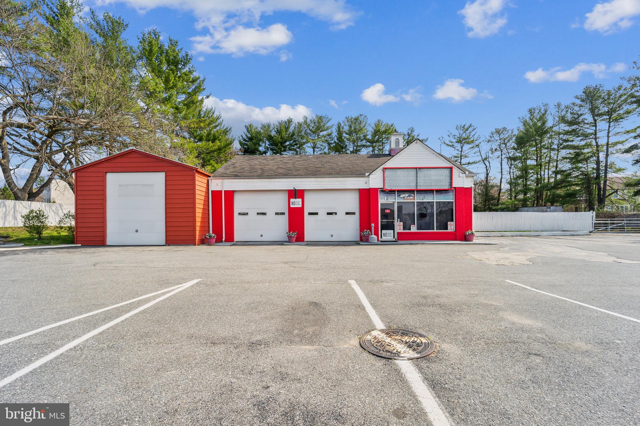 MILLERSVILLE - Commercial Sale