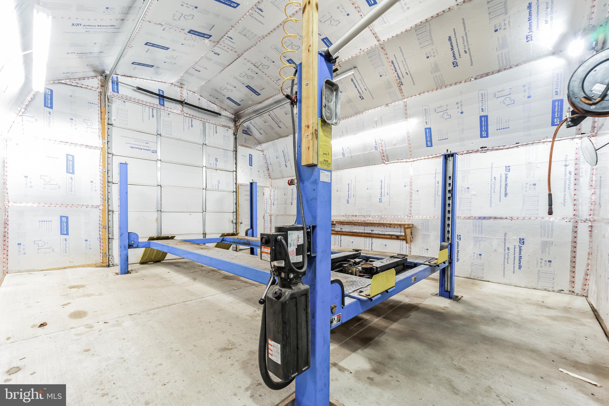 MILLERSVILLE - Commercial Sale