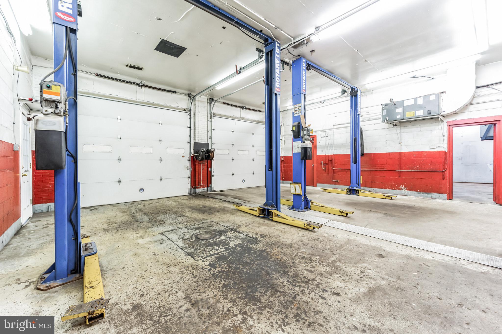 MILLERSVILLE - Commercial Sale