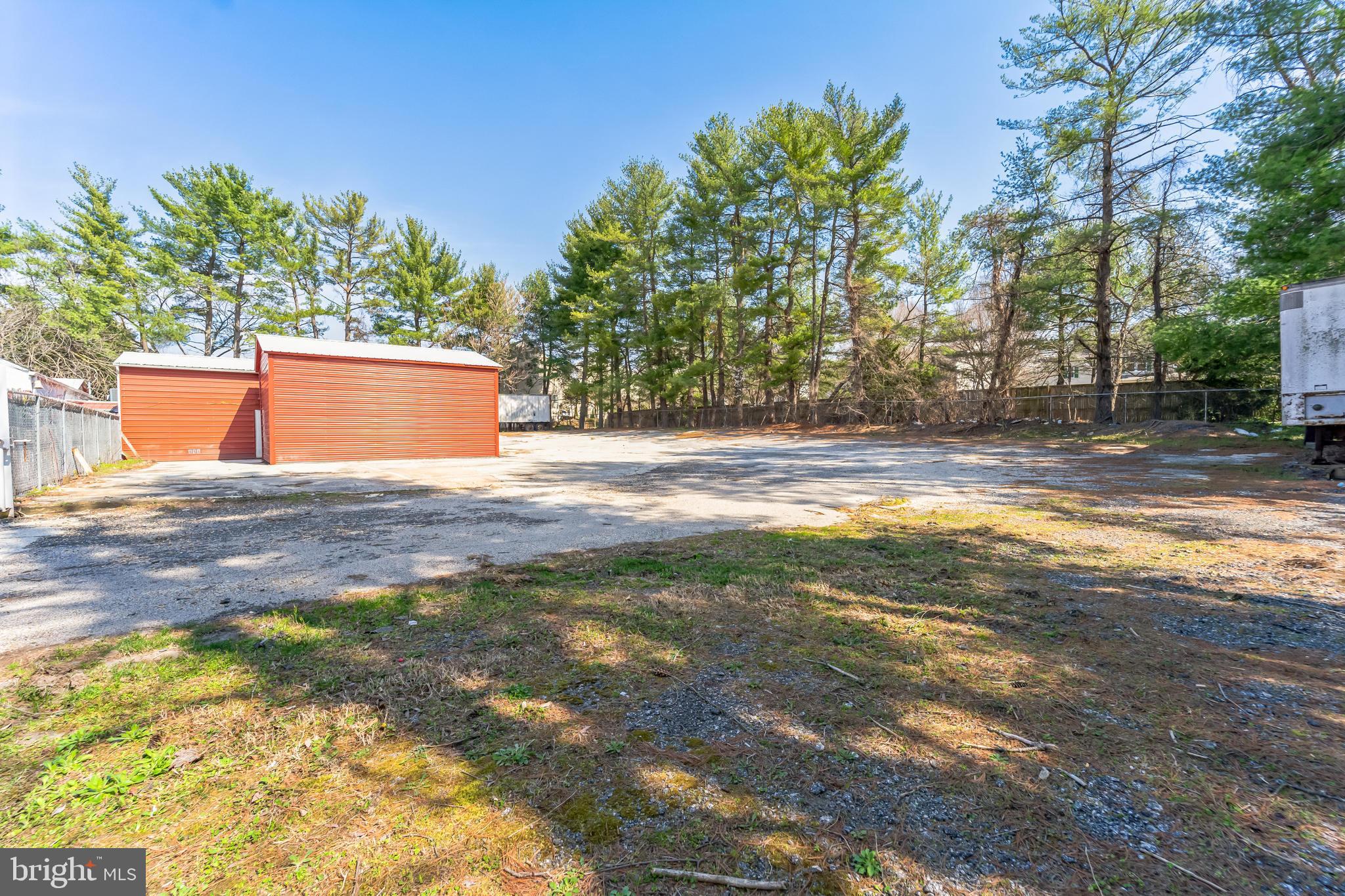 MILLERSVILLE - Commercial Sale