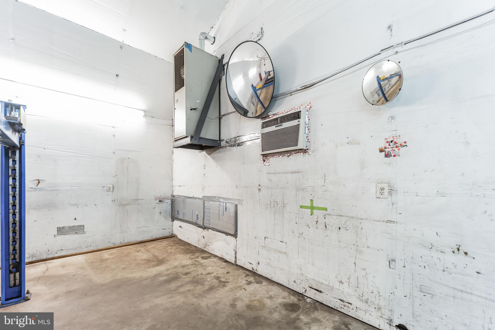 MILLERSVILLE - Commercial Sale