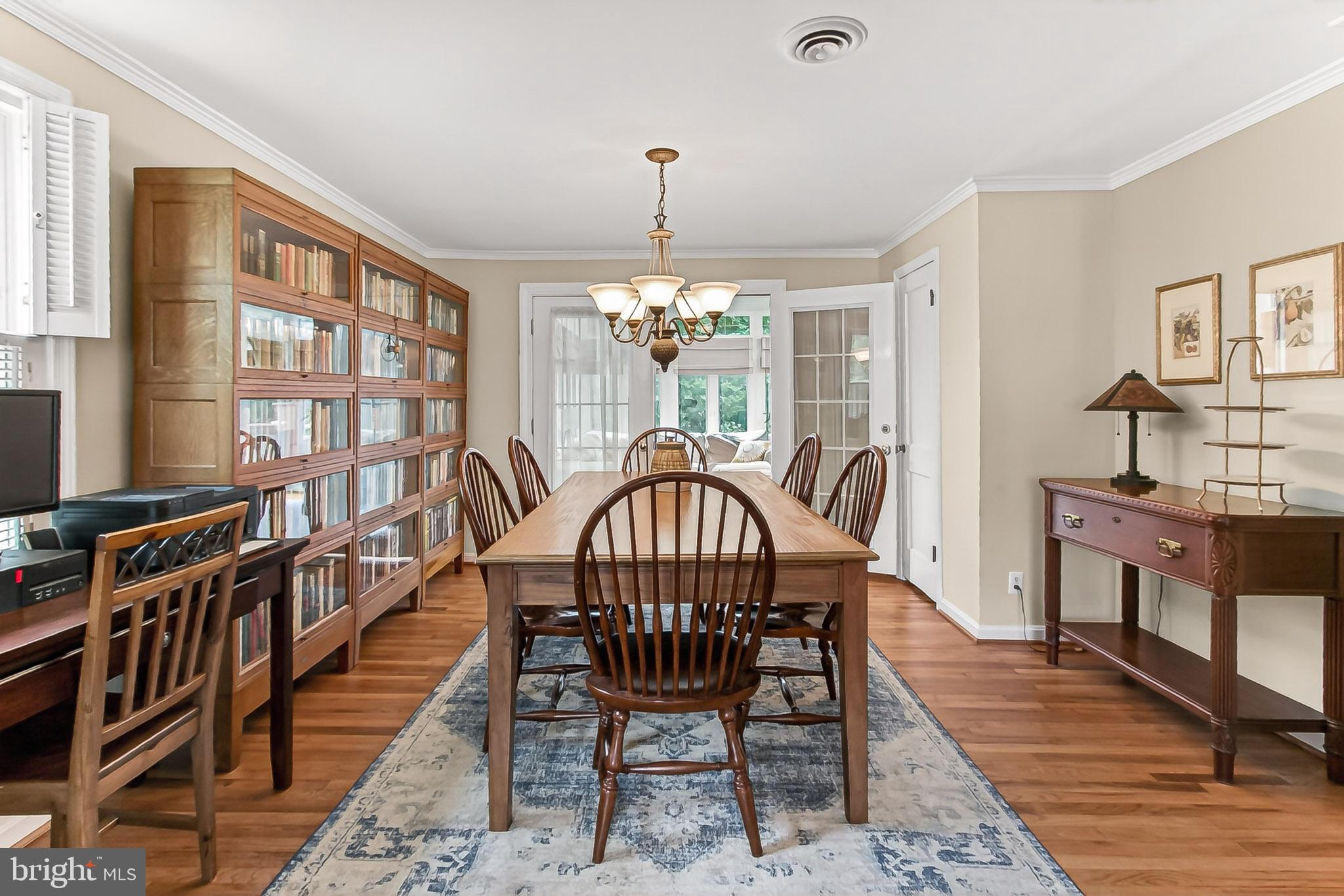 SLADES BROYHILL PARK - Residential