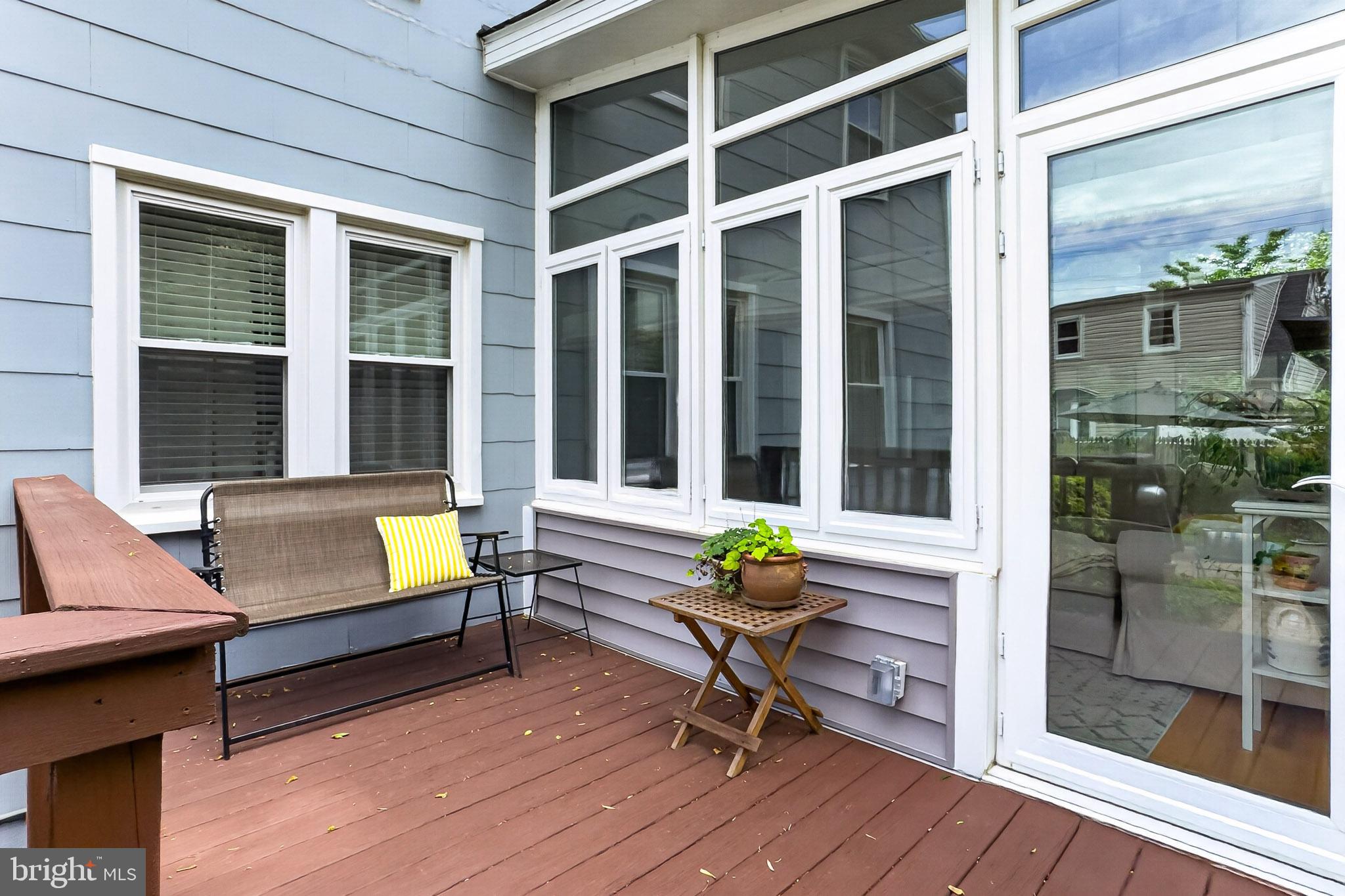 SLADES BROYHILL PARK - Residential