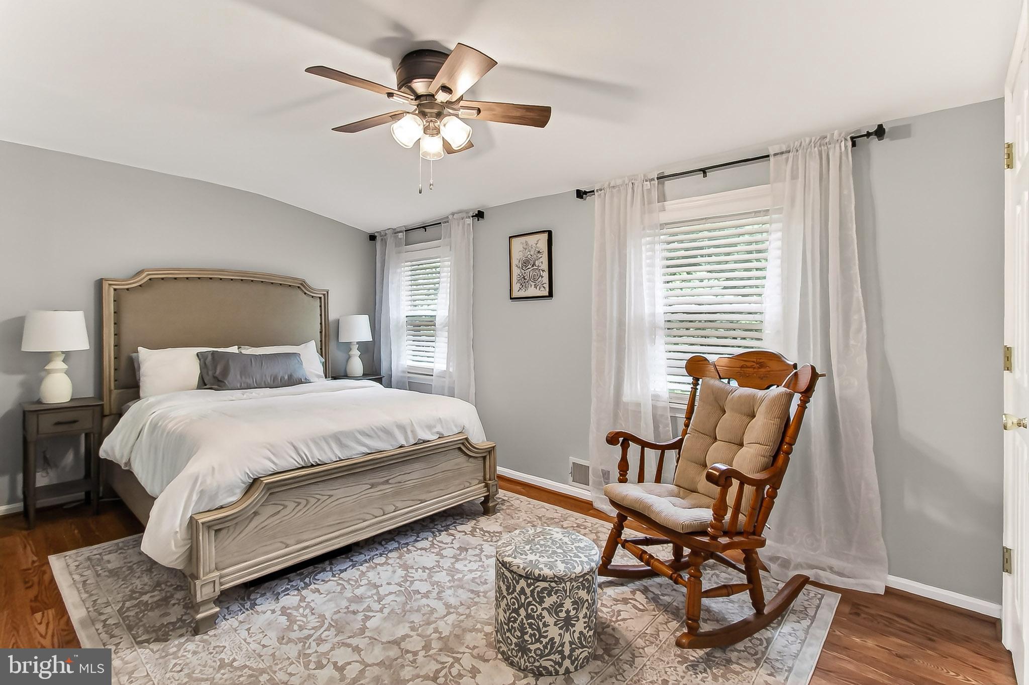 SLADES BROYHILL PARK - Residential