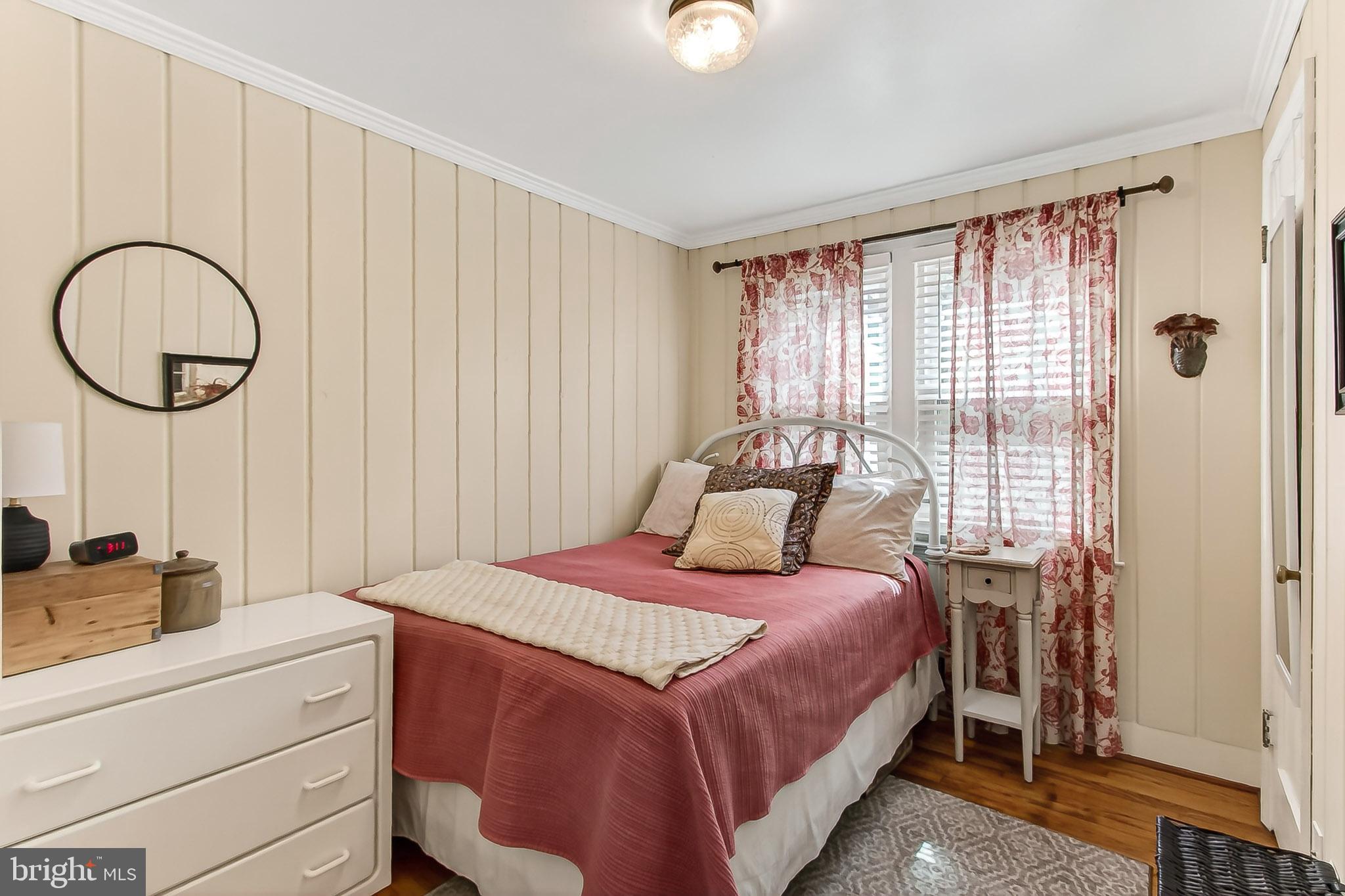 SLADES BROYHILL PARK - Residential