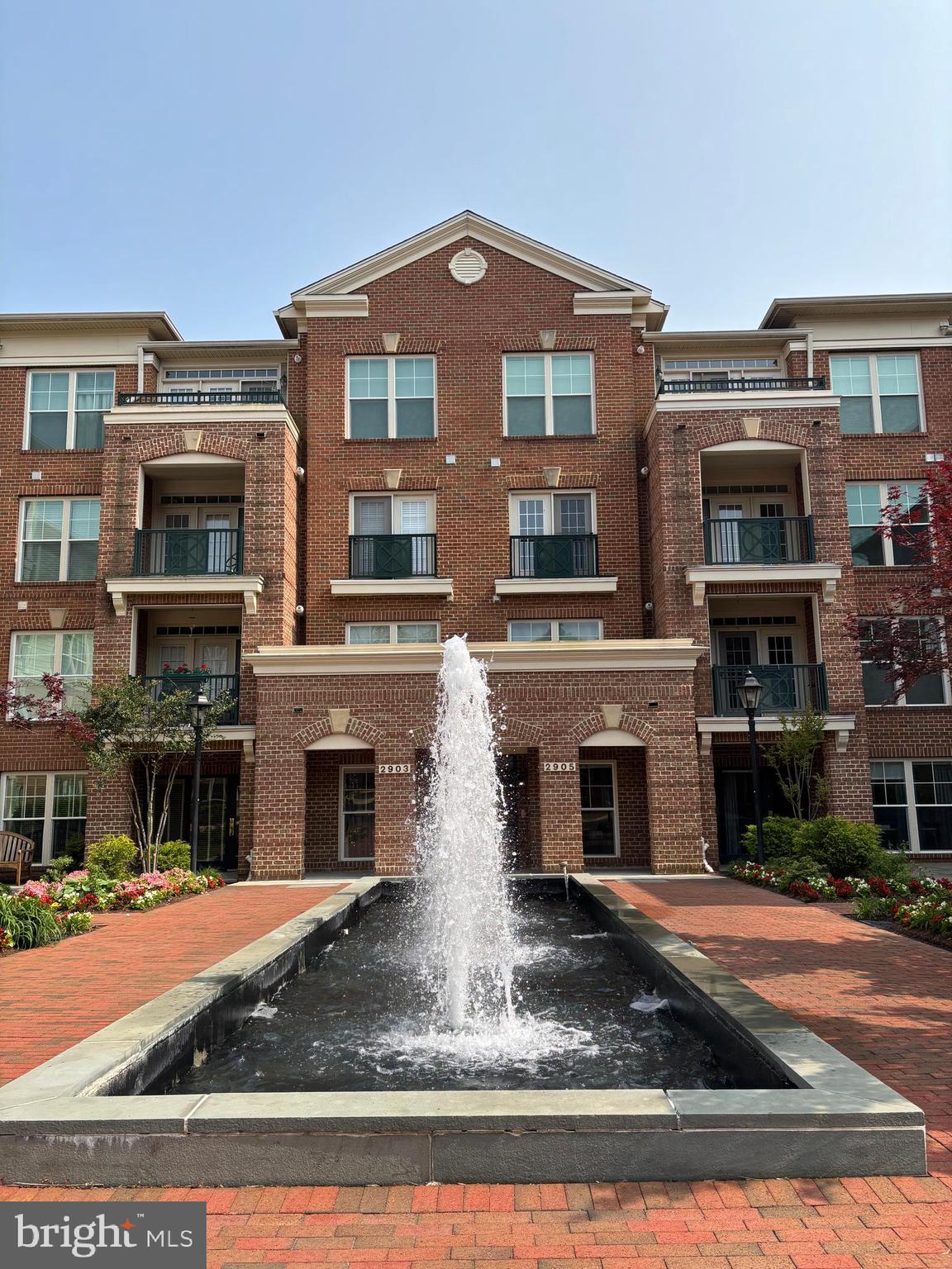 2903 SAINTSBURY PLAZA 401