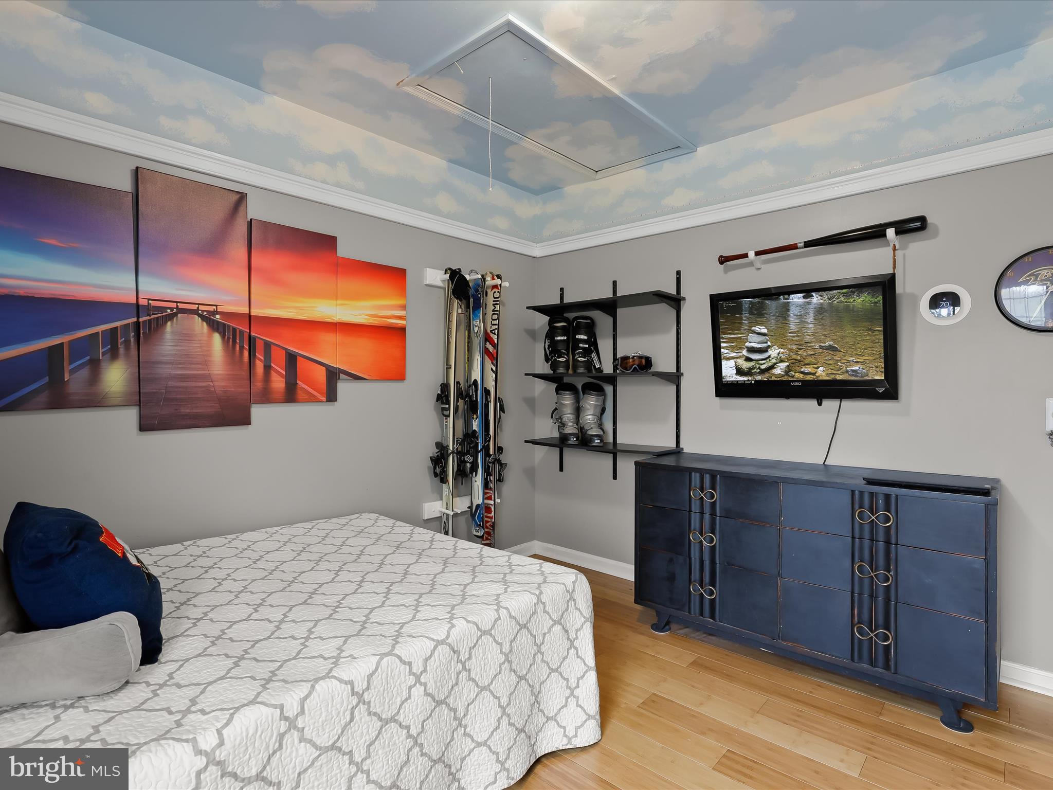 FOREST LAKES - Residential