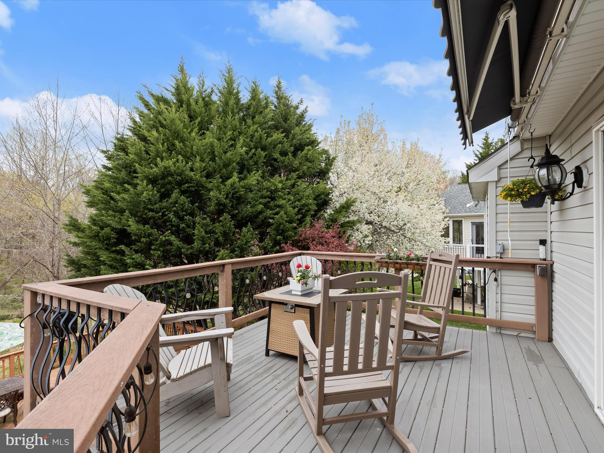 FOREST LAKES - Residential