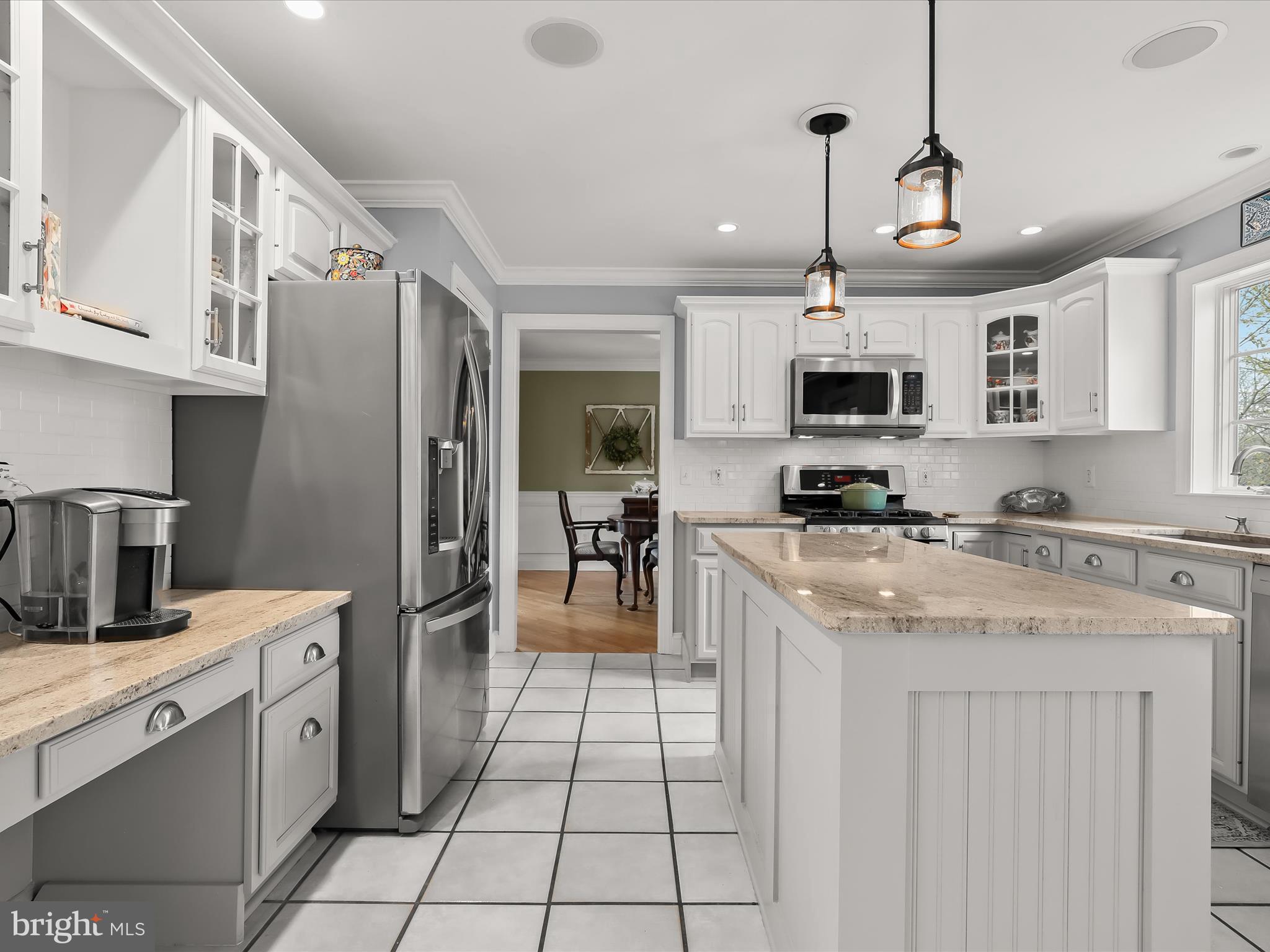 FOREST LAKES - Residential