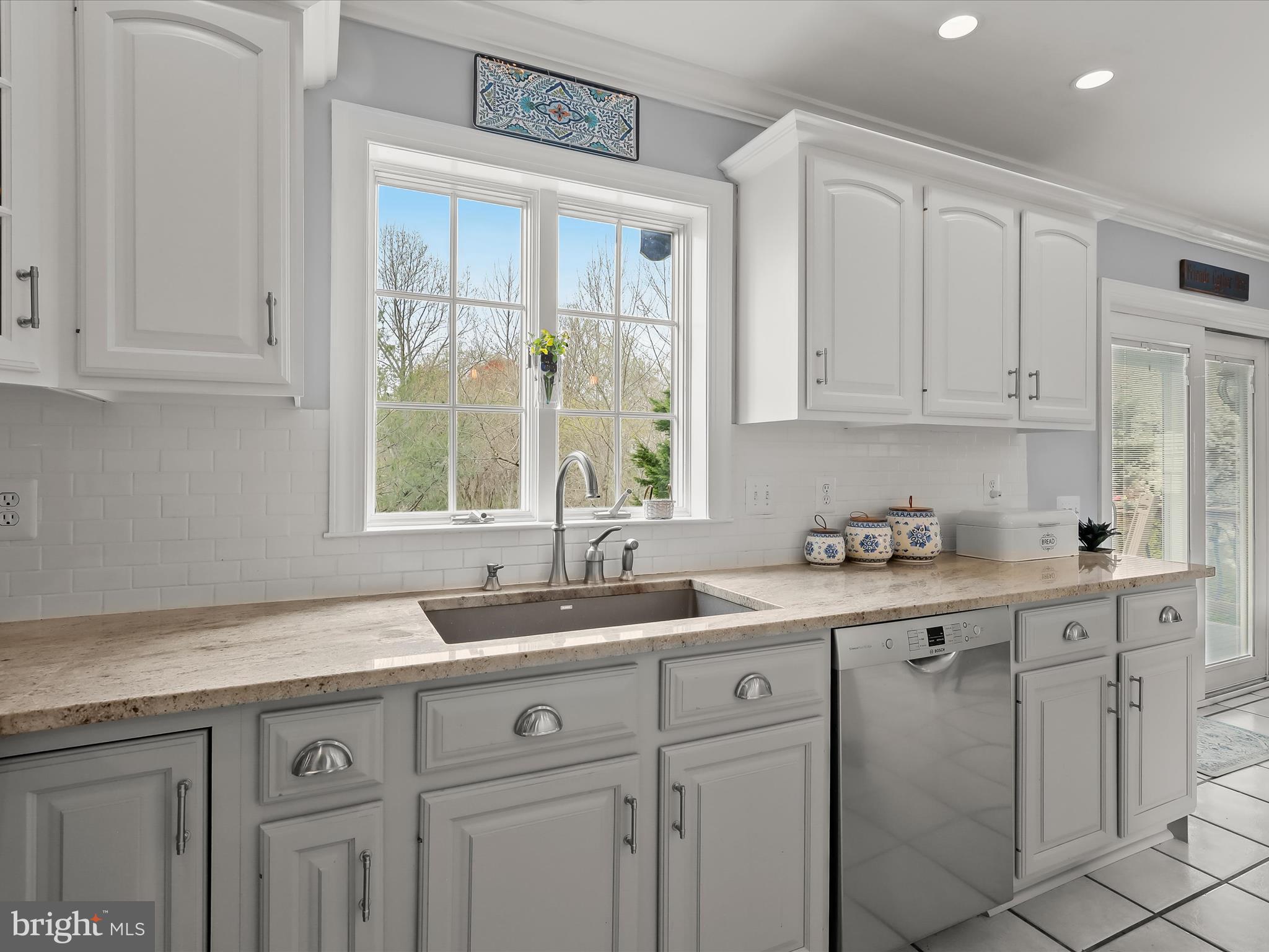 FOREST LAKES - Residential