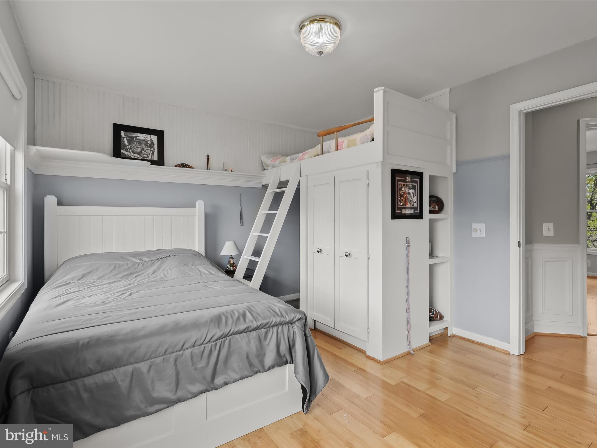 FOREST LAKES - Residential