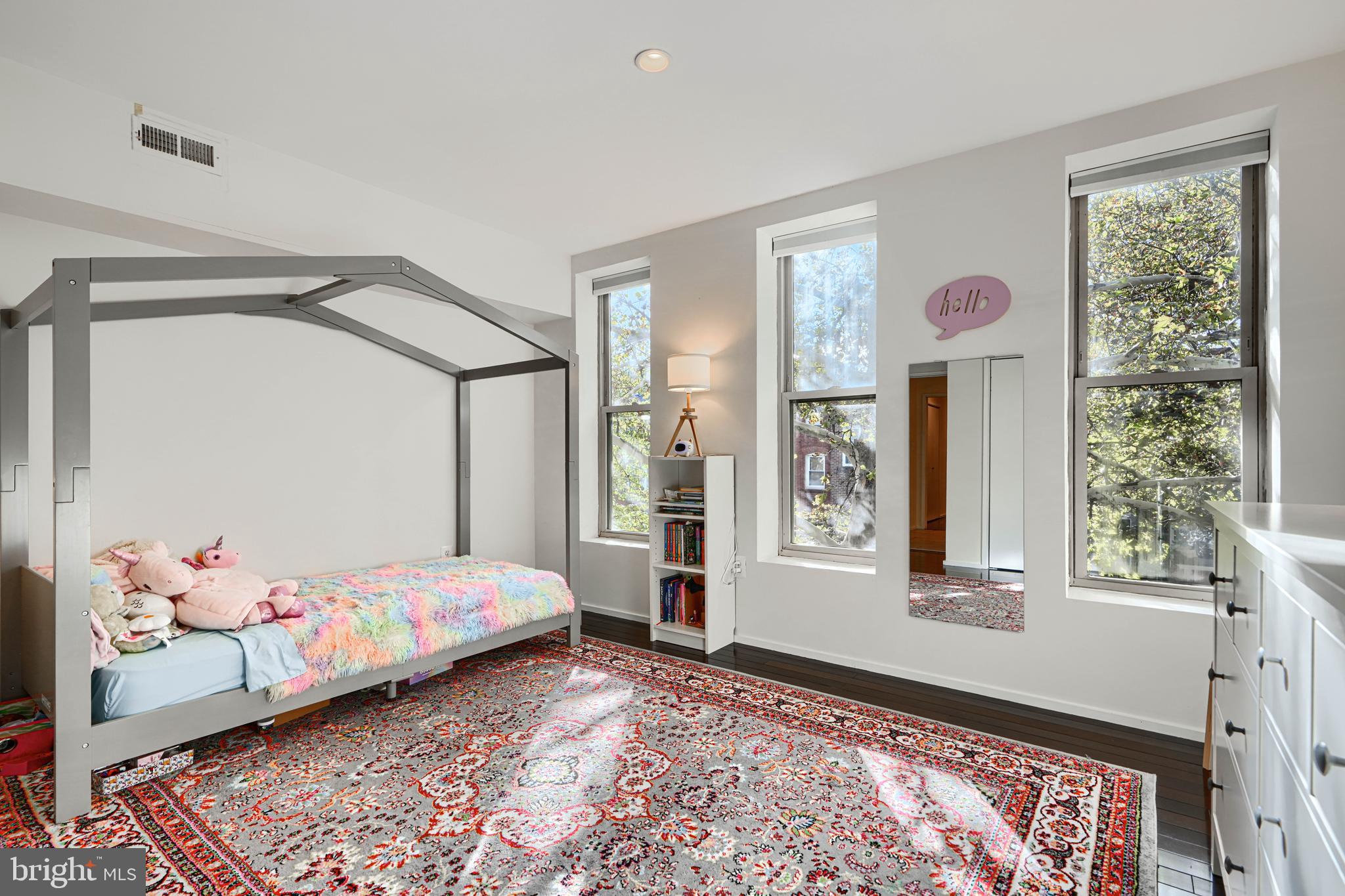 BUTCHERS HILL - Residential