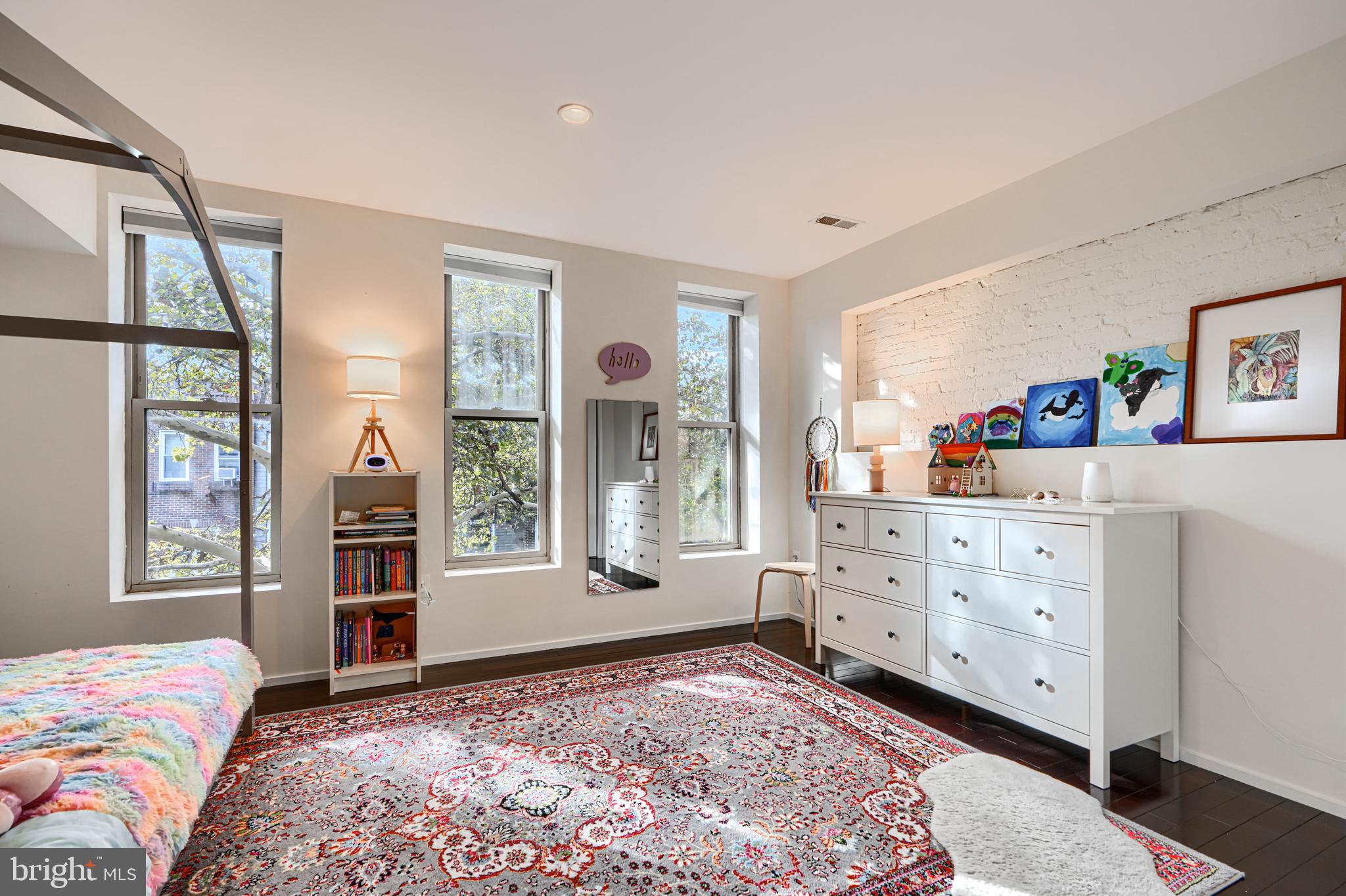 BUTCHERS HILL - Residential