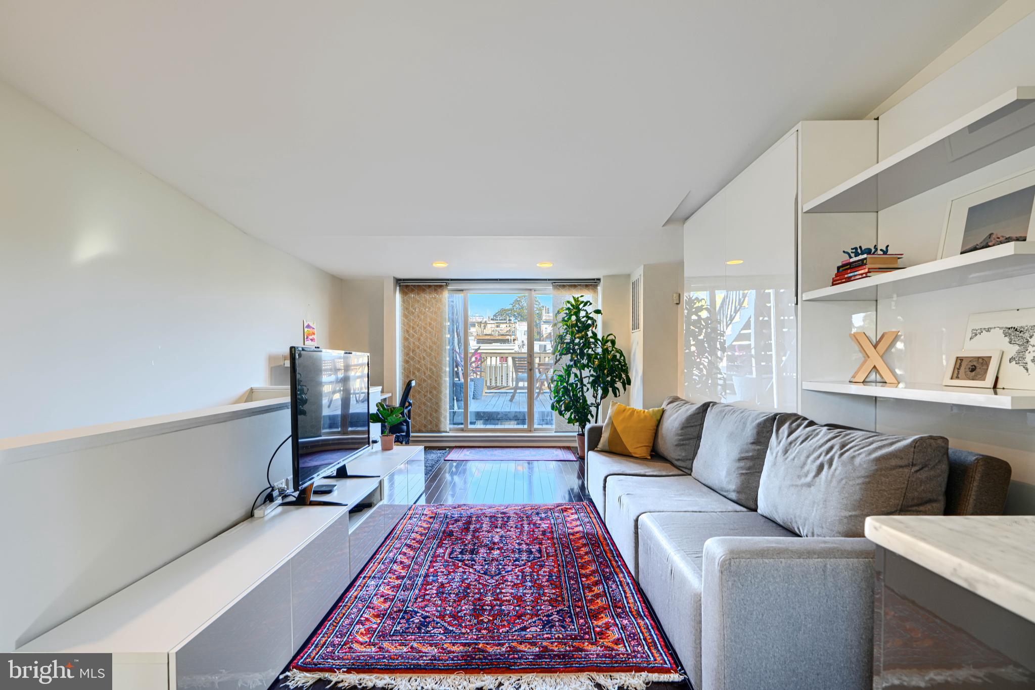 BUTCHERS HILL - Residential
