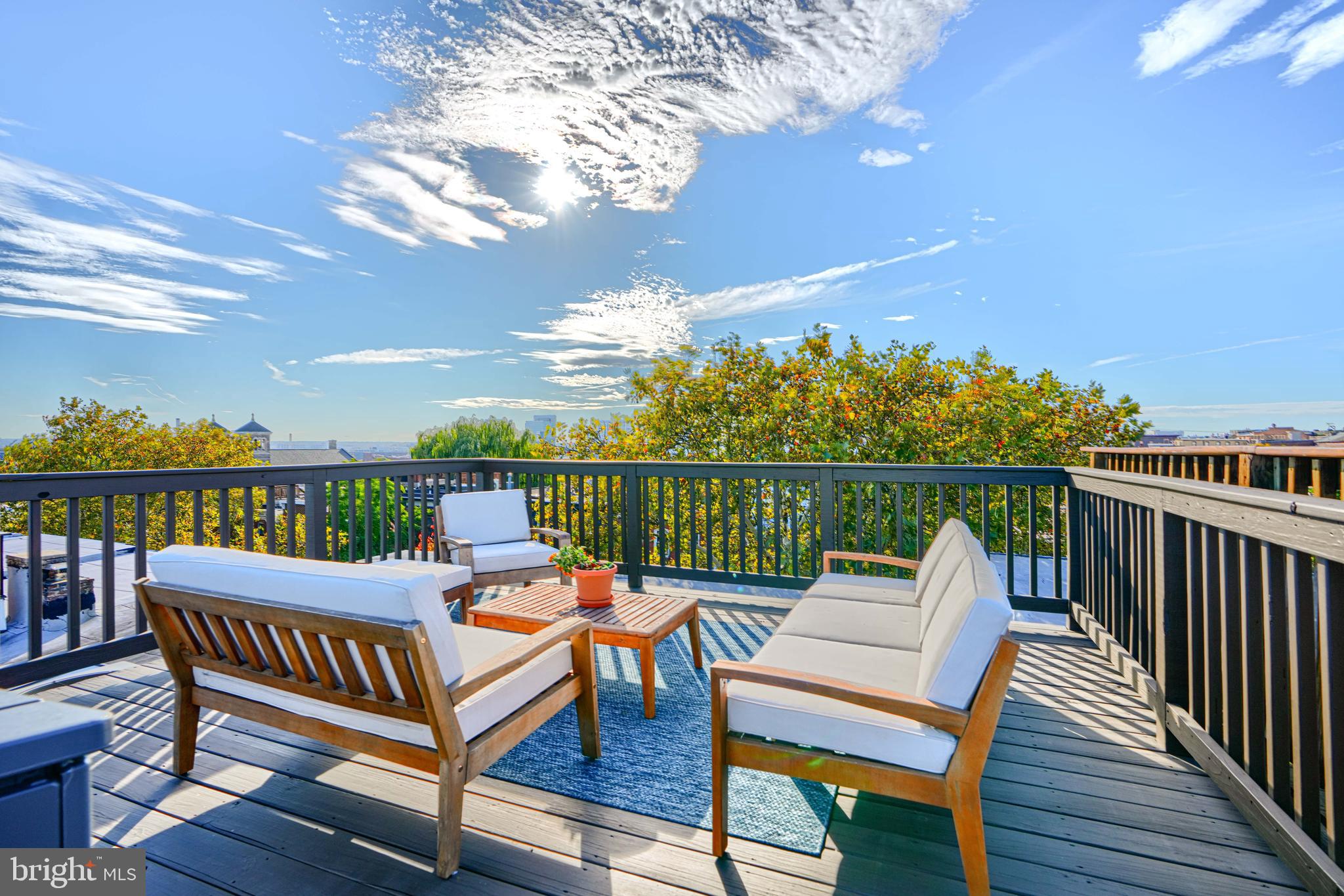 BUTCHERS HILL - Residential