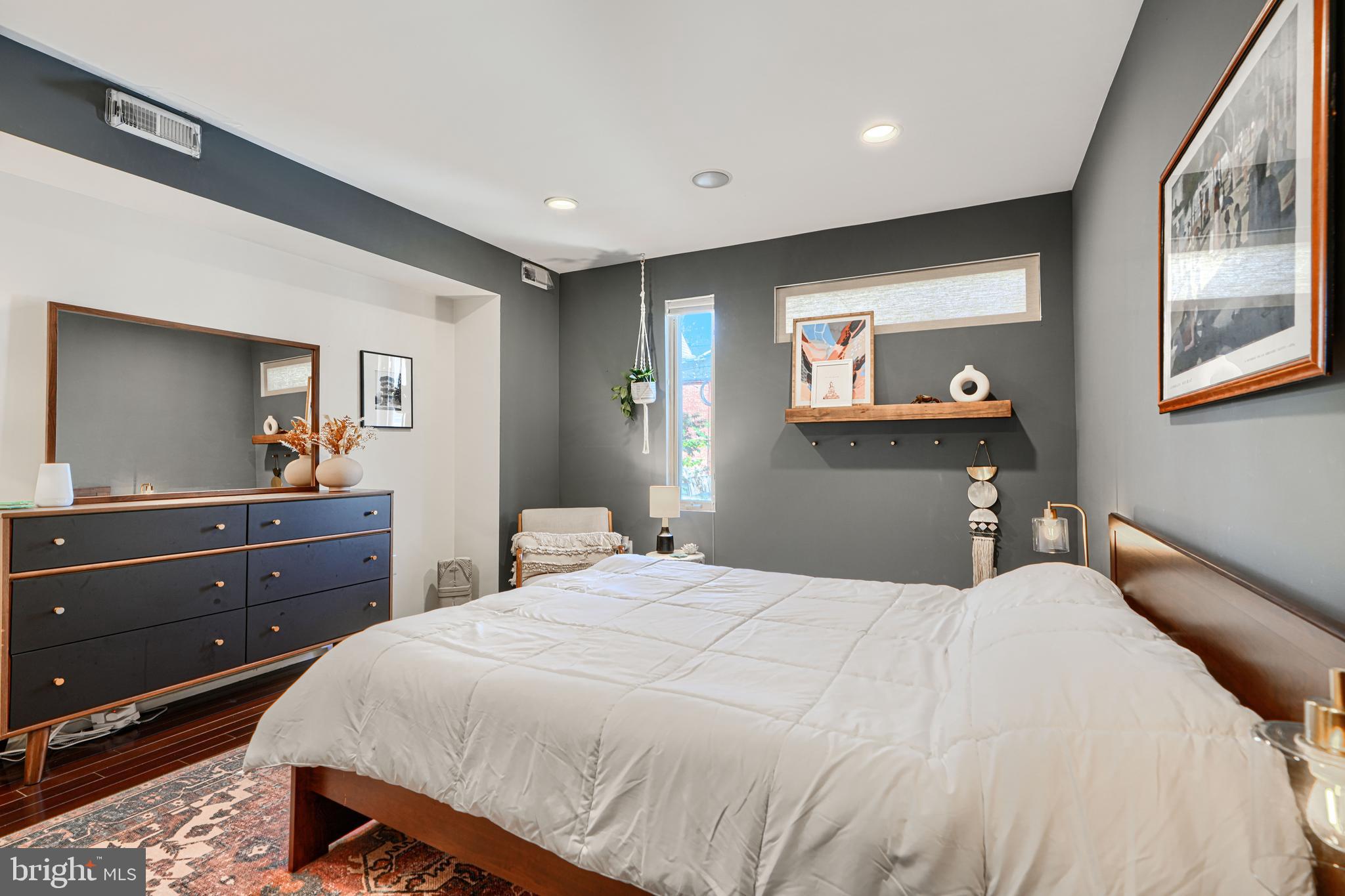 BUTCHERS HILL - Residential