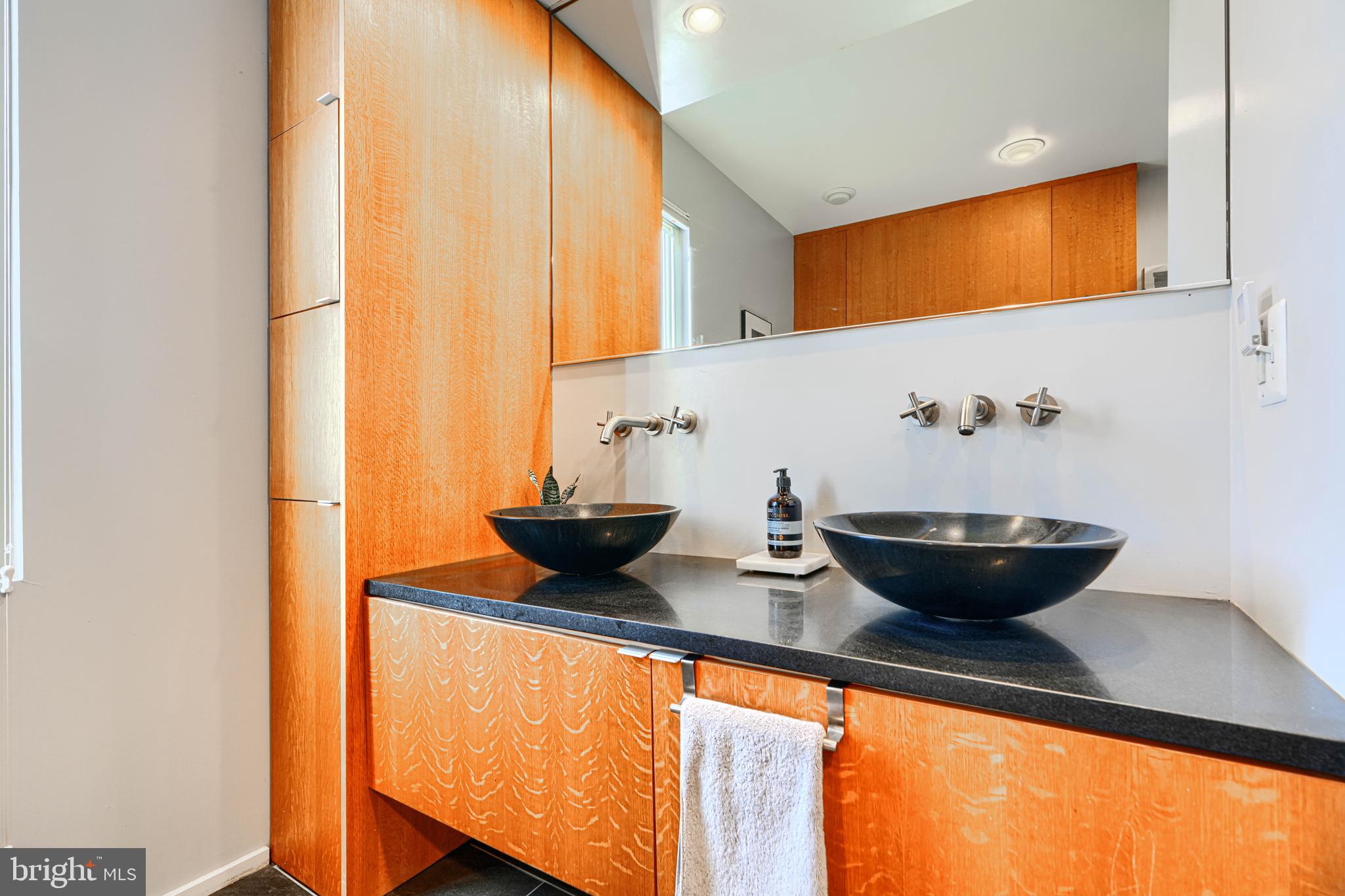 BUTCHERS HILL - Residential