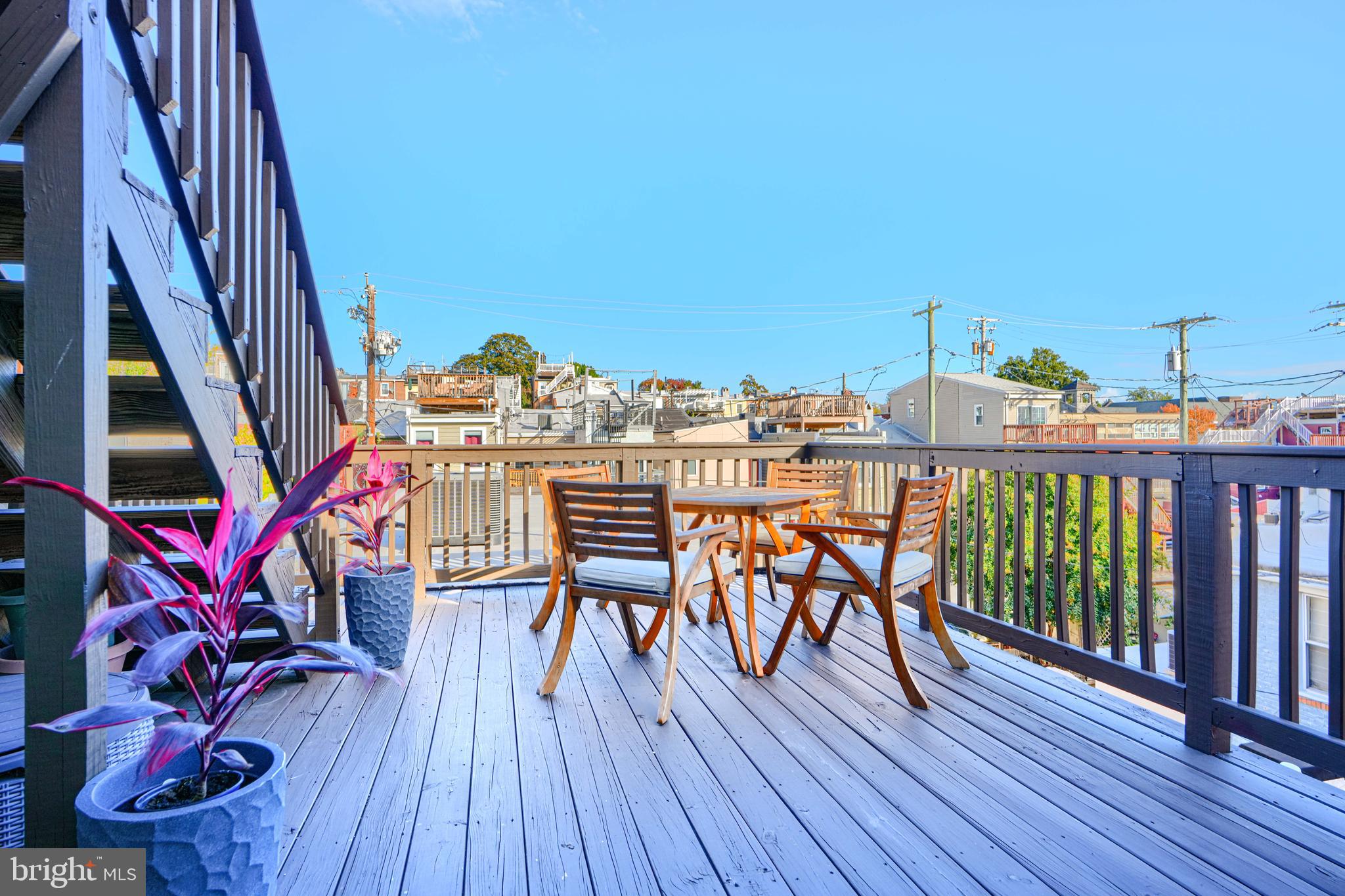BUTCHERS HILL - Residential