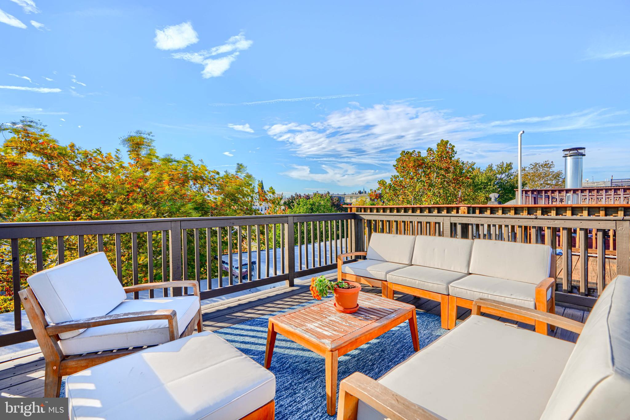 BUTCHERS HILL - Residential