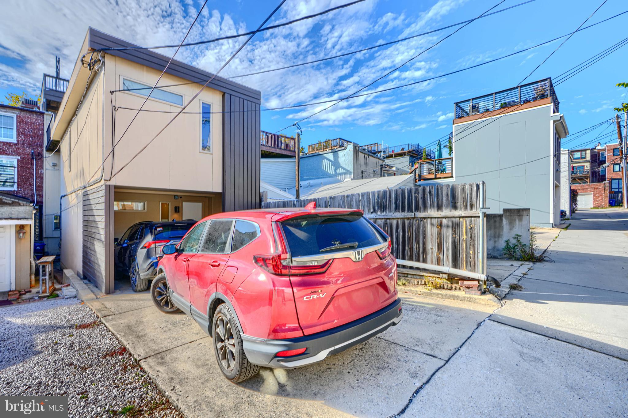 BUTCHERS HILL - Residential