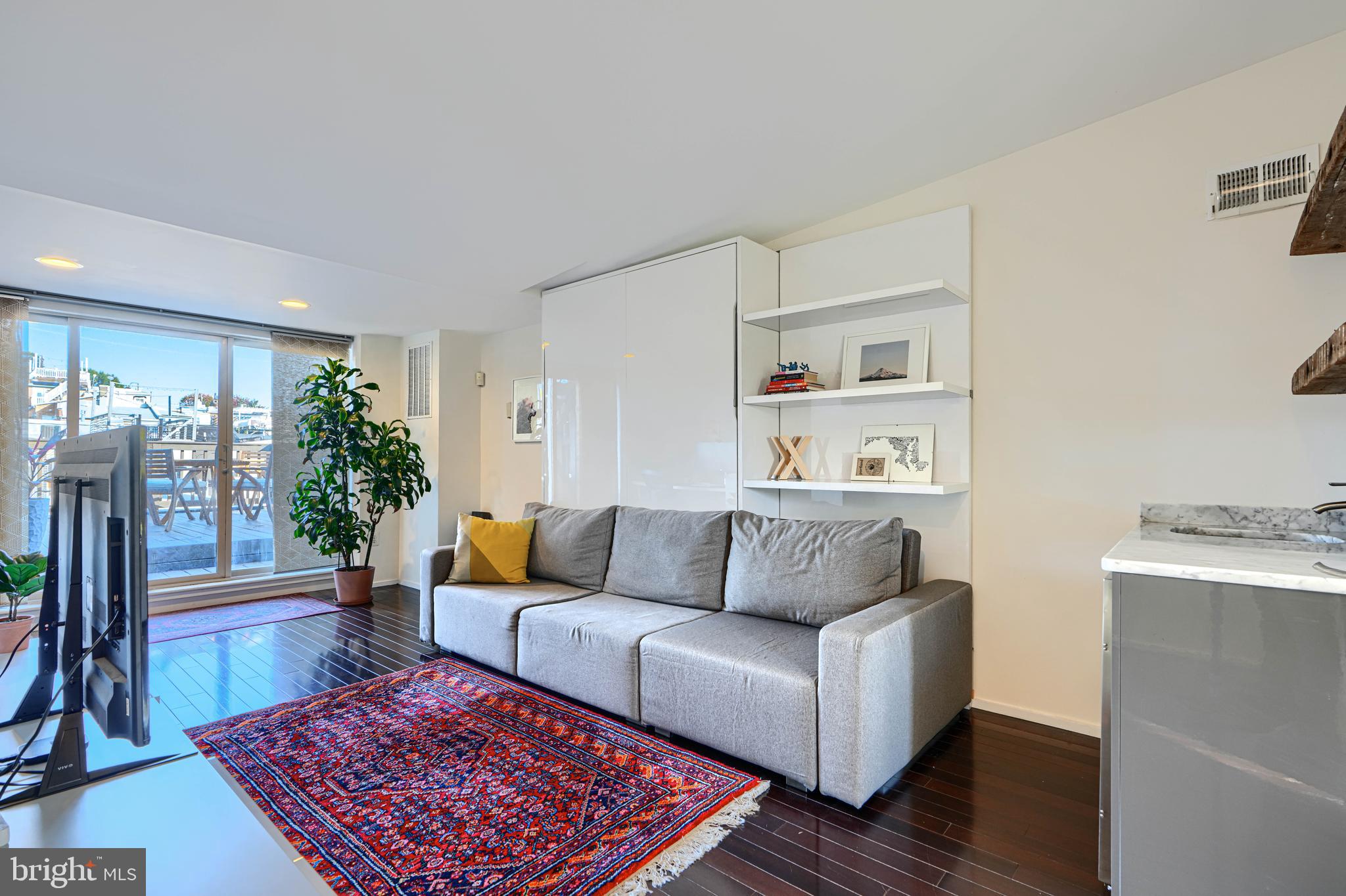 BUTCHERS HILL - Residential