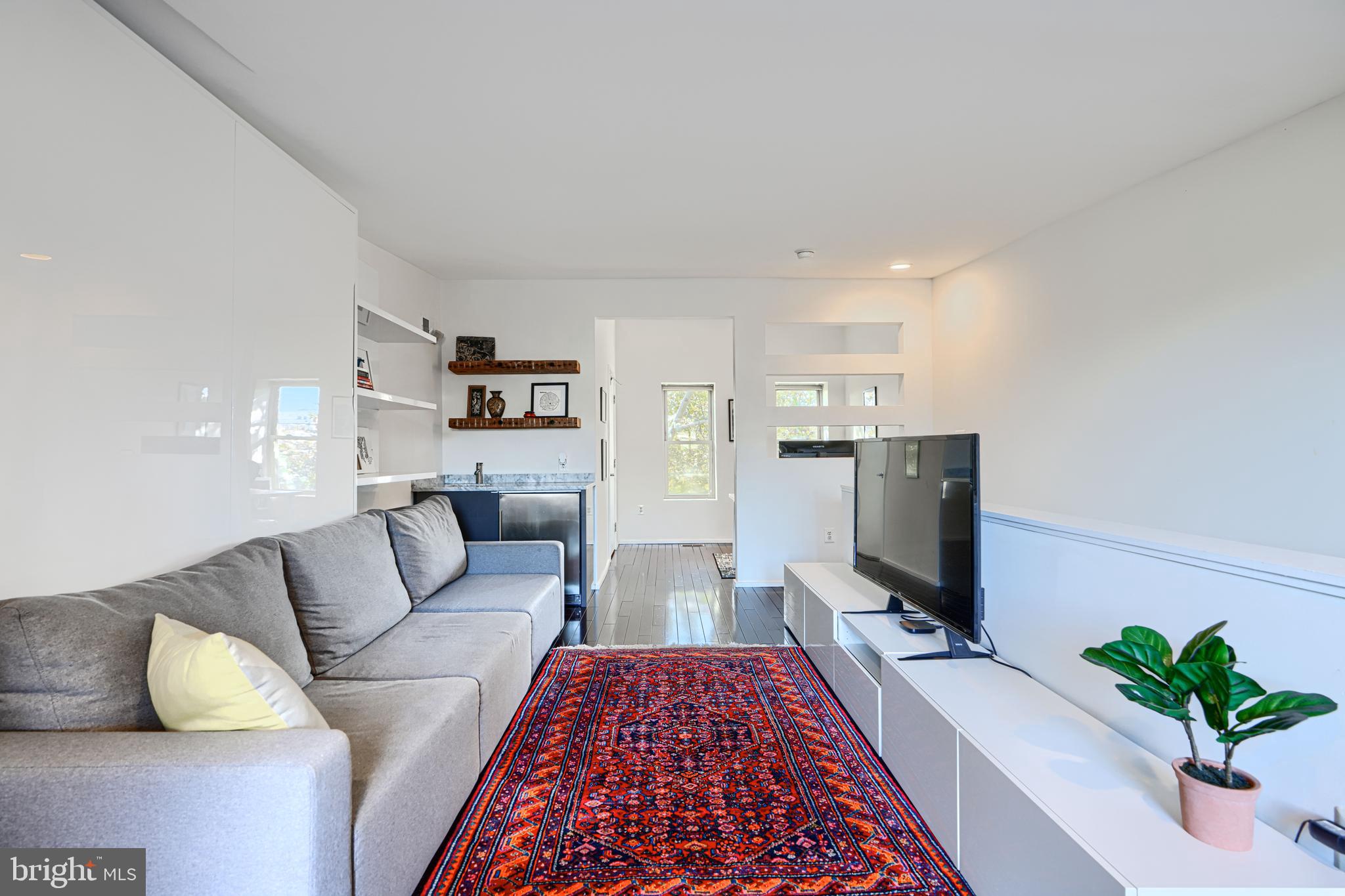 BUTCHERS HILL - Residential