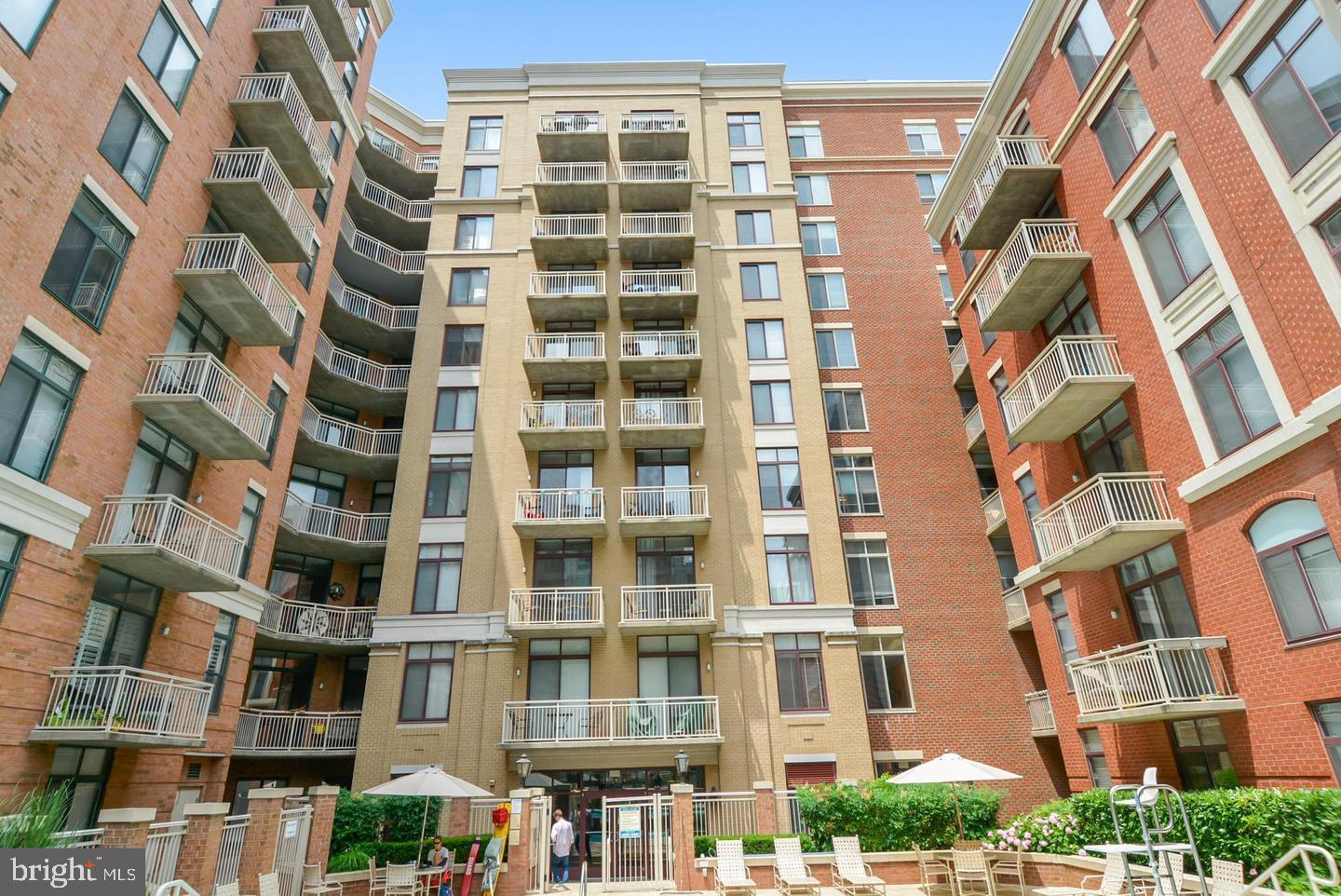 1220 N FILLMORE STREET 901