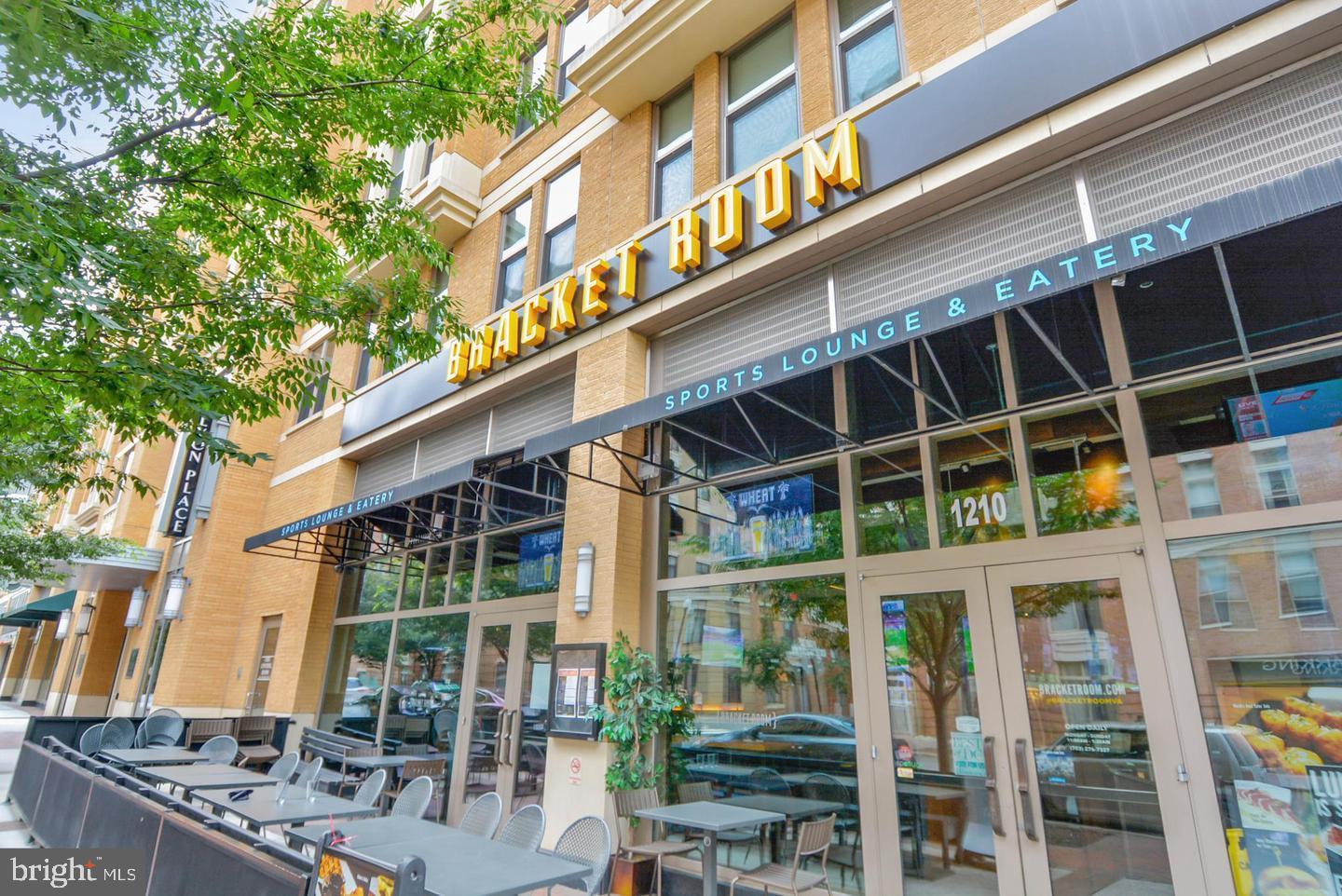 STATION SQUARE - Residential Lease