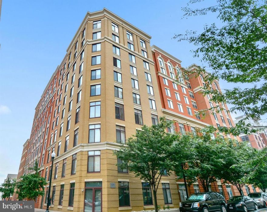 MOVE-IN READY - FULLY RENOVATED END UNIT PENTHOUSE IN STATION SQUARE

Experience luxury and convenience in this stunning 2BR/2.5BA corner penthouse condo, offering breathtaking city views of vibrant Clarendon. This spacious and light-filled home has been completely renovated with meticulous attention to detail.

The gorgeous modern kitchen features brand-new walls and flooring, black granite counters, gas cooking, cherry cabinets, a breakfast bar, and stainless steel appliances, making it a true chef’s delight. The luxurious primary suite boasts a spa-like retreat with a brand-new jetted tub, separate shower, sleek new sinks, and stylish tiles throughout, all complemented by a spacious walk-in closet.

Additional features include brand-new LG washer and dryer, all-new curtains, fresh wall and ceiling paint, and gleaming 3” hardwood floors. Walls of windows flood the space with natural light, while the private balcony provides stunning city views. Underground garage parking and a conveniently located storage unit near the elevator add to the practicality and ease of living.

As a resident of Station Square, you’ll enjoy exceptional amenities such as an outdoor infinity pool, a lounge and billiards area, and onsite management for seamless living. Located just one block from the Clarendon Metro Station and two blocks from Market Square, this home places you in the heart of Clarendon’s finest dining, shopping, and entertainment.

This beautifully renovated penthouse is truly move-in ready and offers the best of city living. Don’t miss the opportunity to call it home!

Don't miss out, feel free to apply using rentspree online https://apply.link/xC8y6XA !