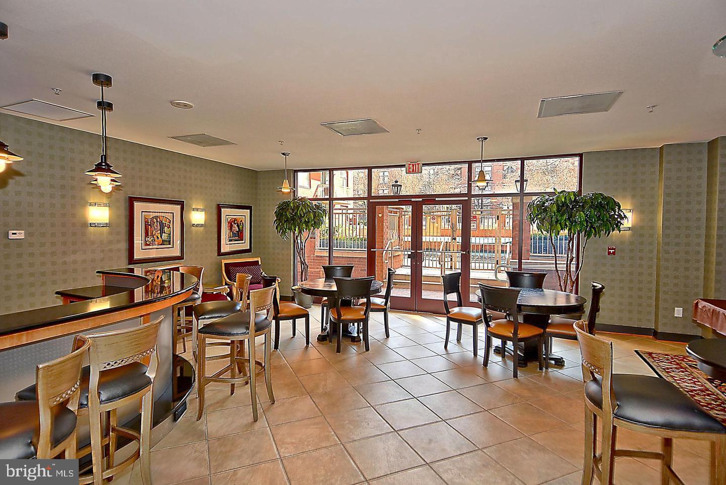 STATION SQUARE - Residential Lease