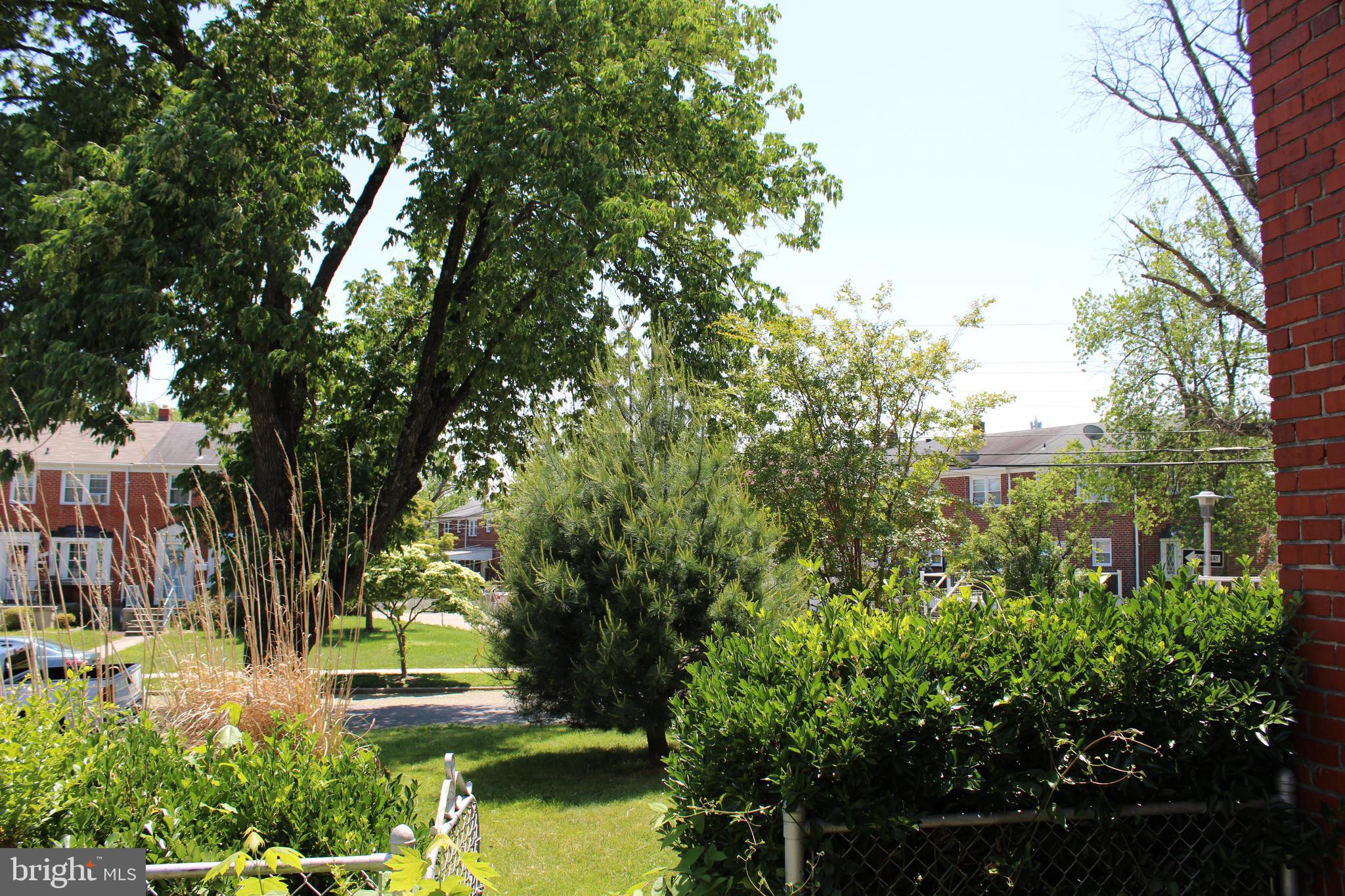 IDLEWOOD - Residential