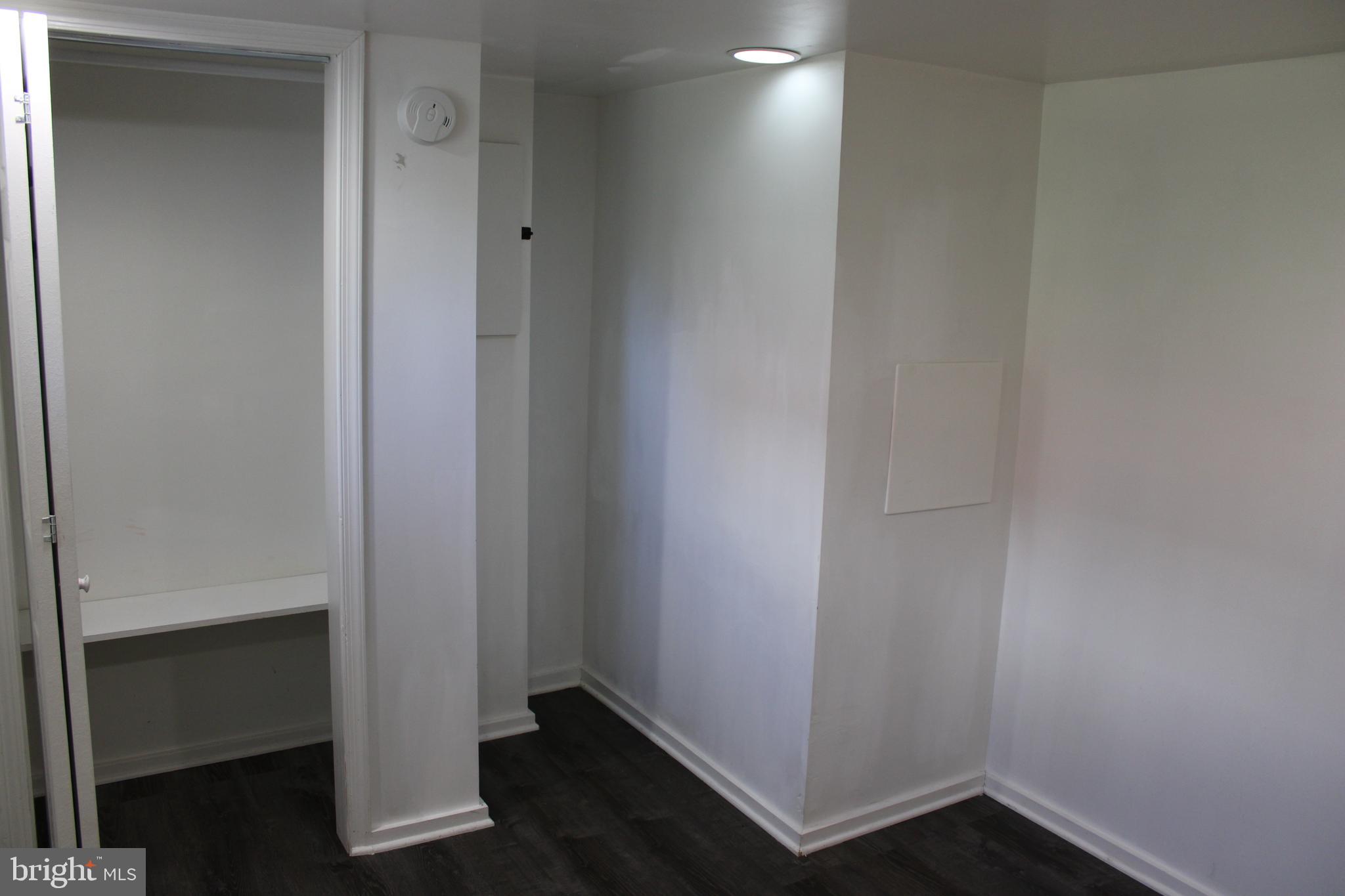 IDLEWOOD - Residential