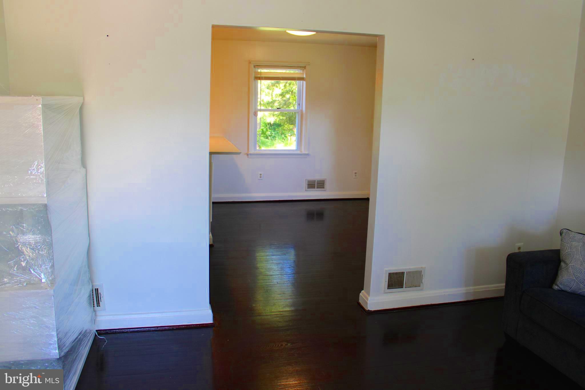 IDLEWOOD - Residential