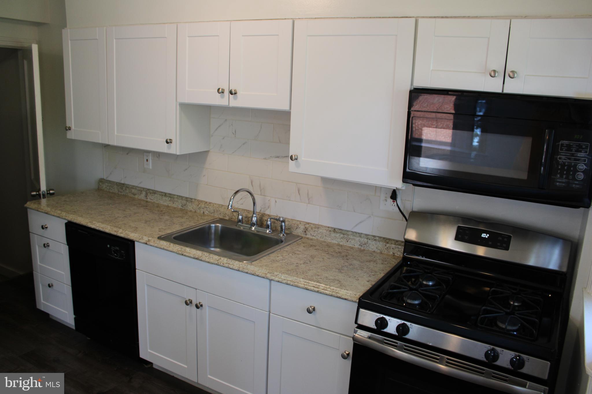 IDLEWOOD - Residential