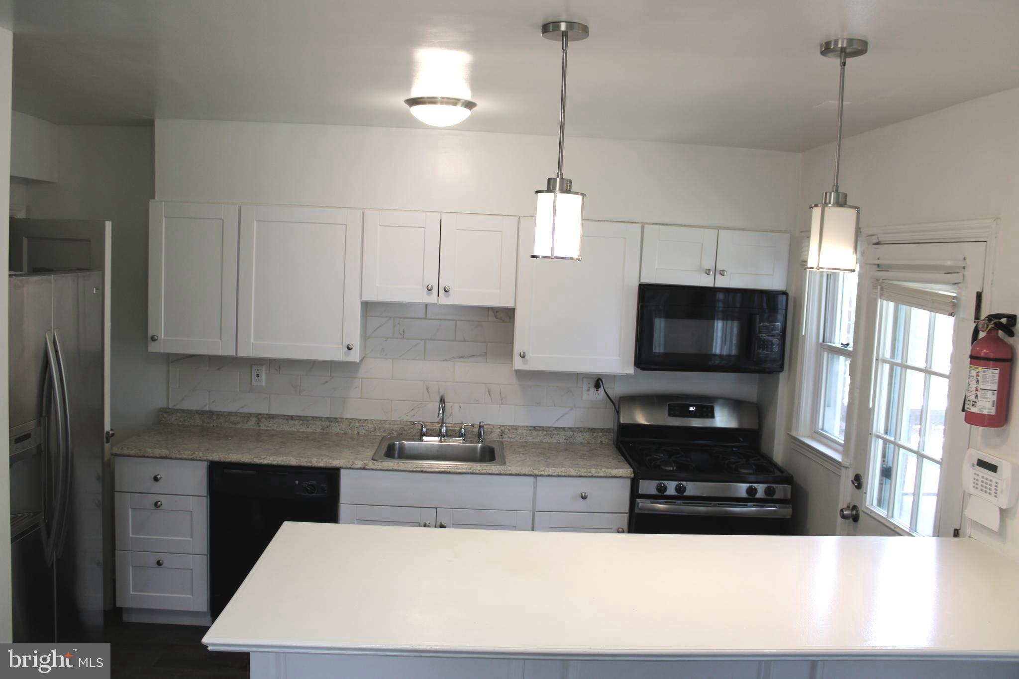 IDLEWOOD - Residential