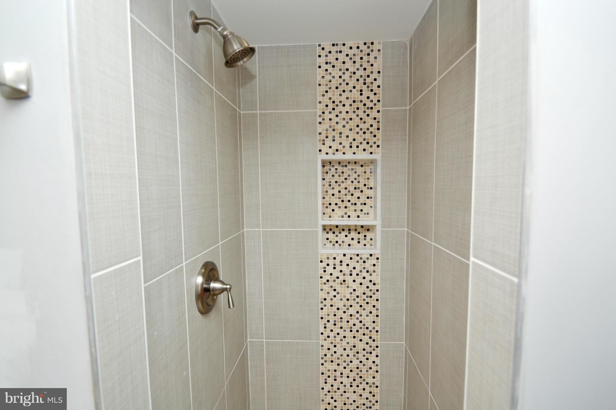 ELMWOOD - Residential