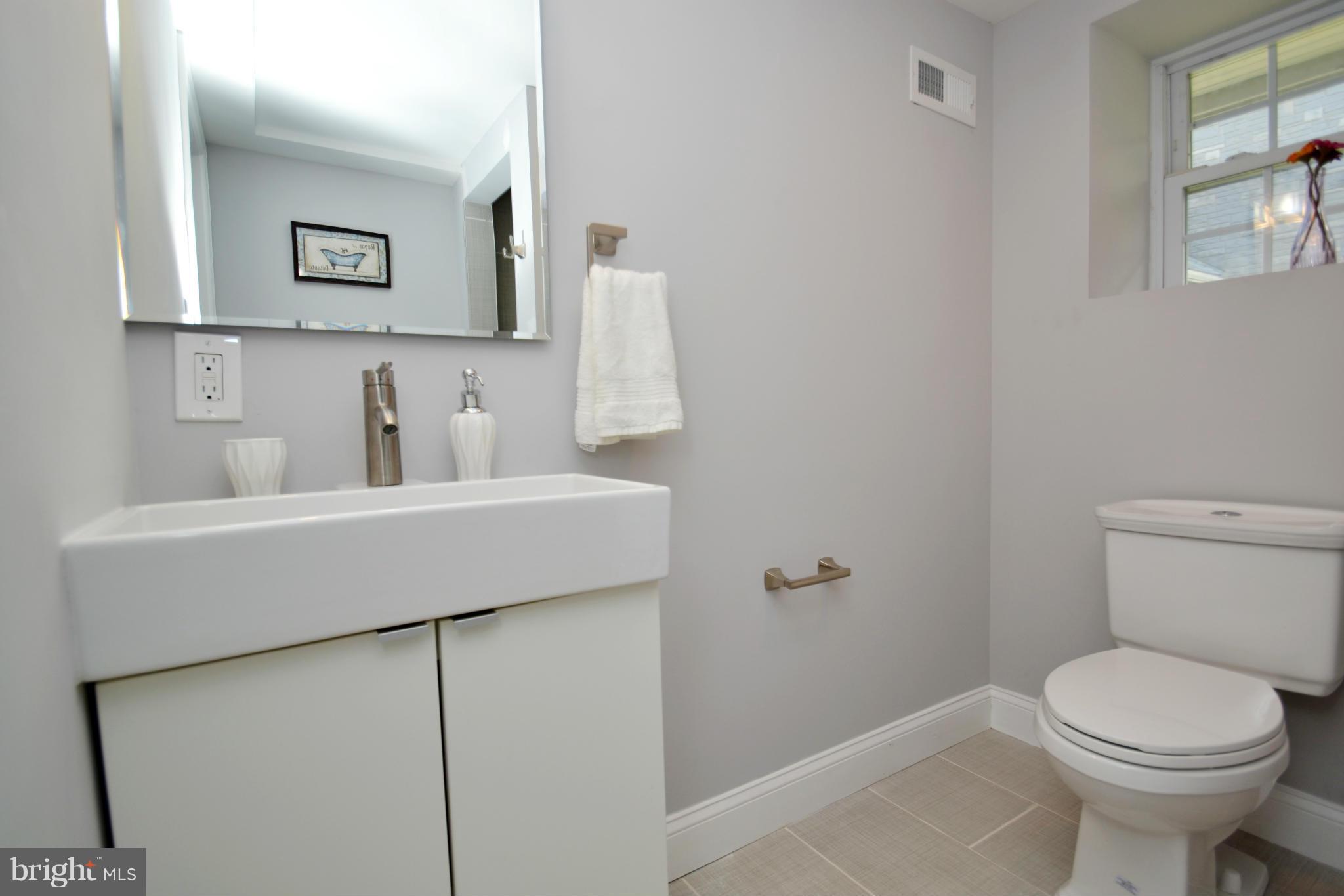 ELMWOOD - Residential