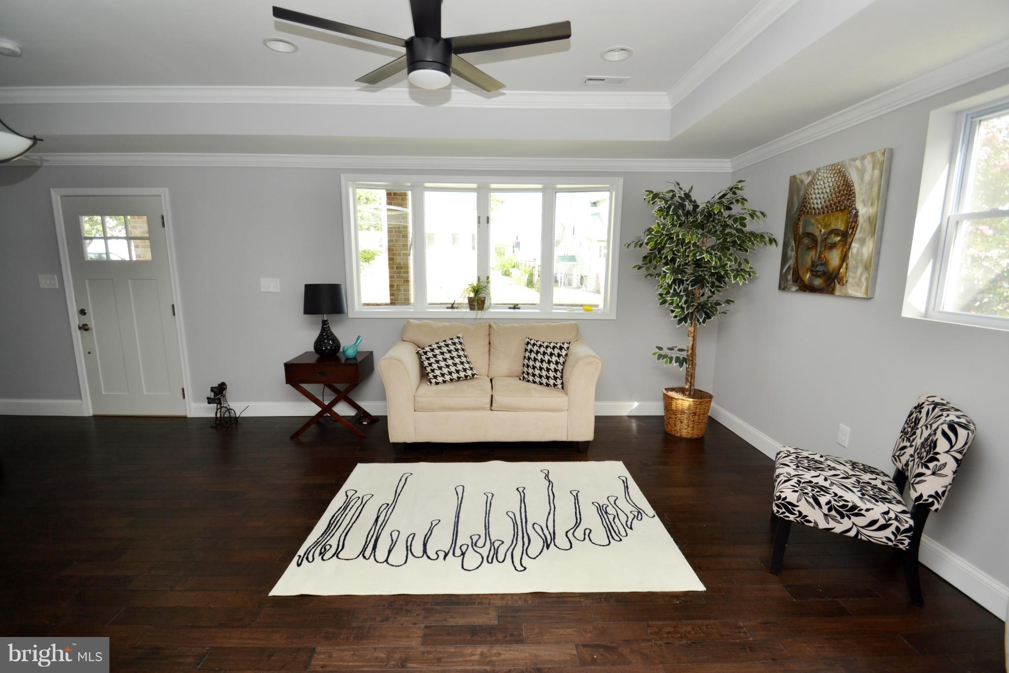 ELMWOOD - Residential