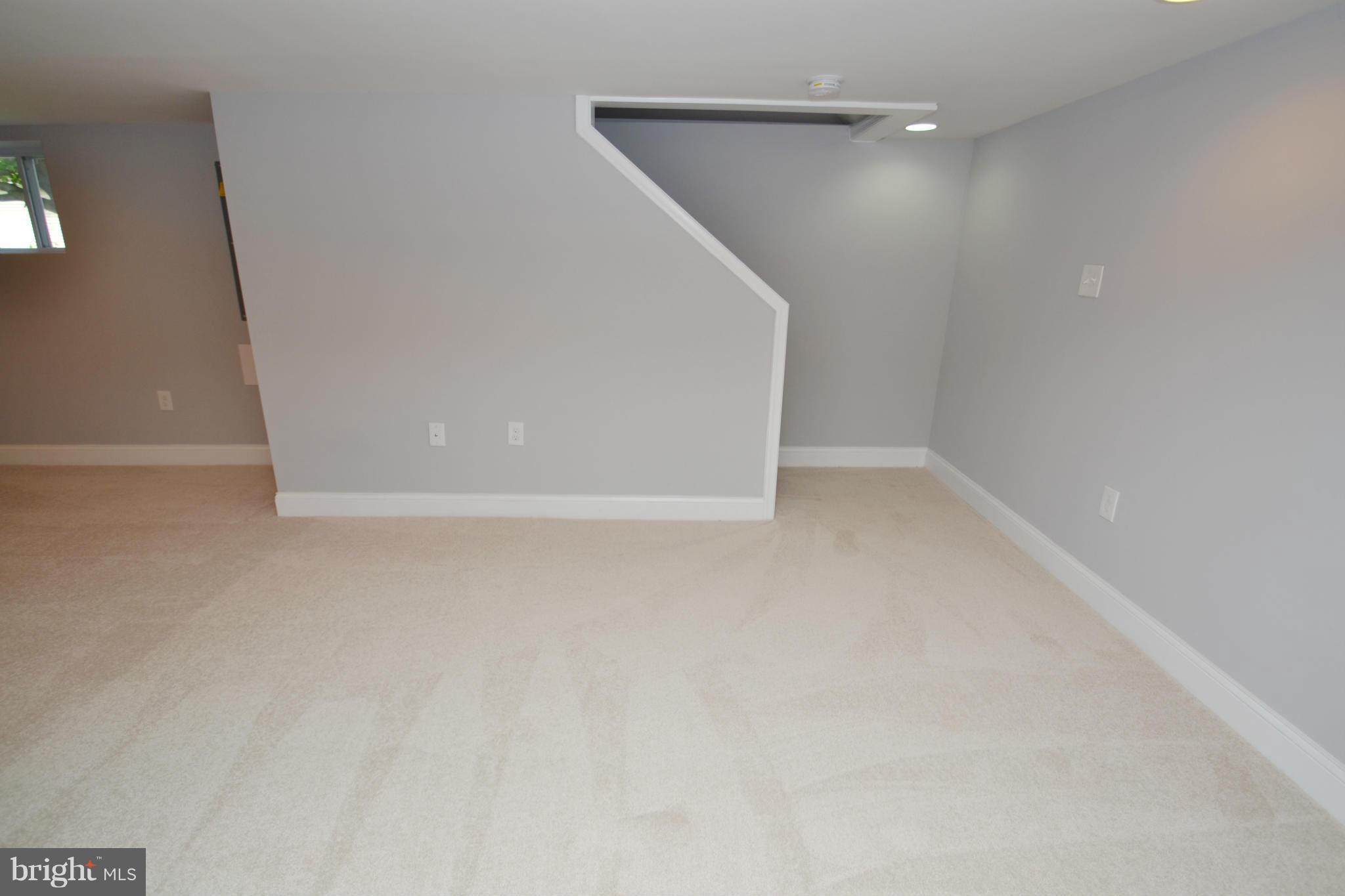 ELMWOOD - Residential