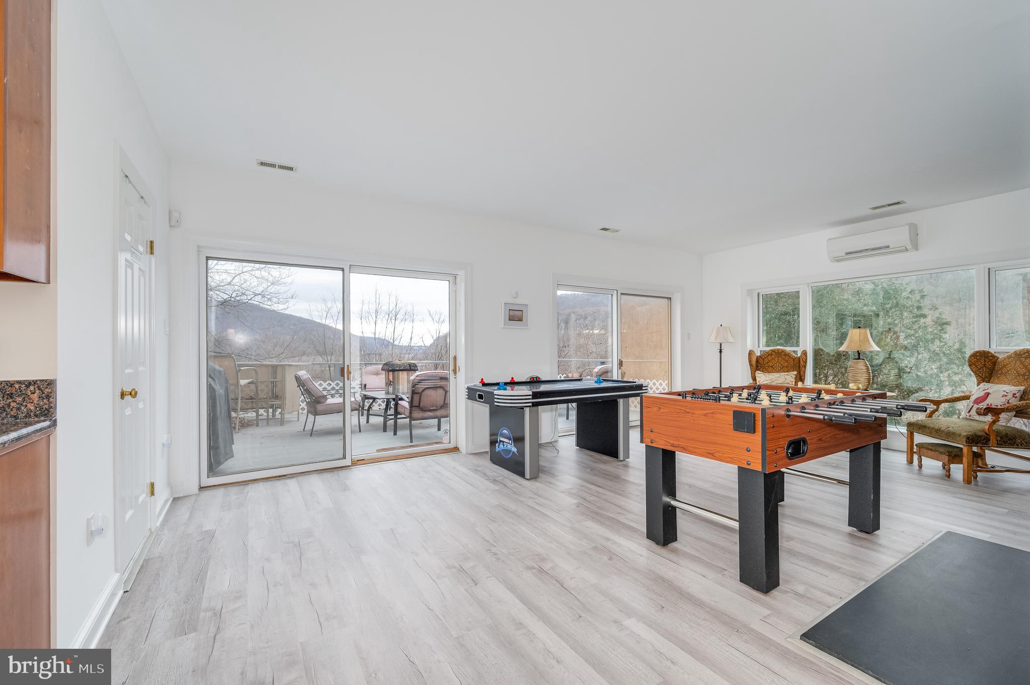 CAVALIER  HEIGHTS - Residential