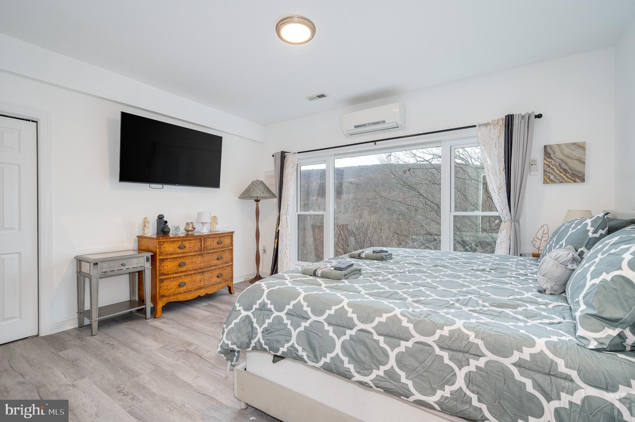 CAVALIER  HEIGHTS - Residential