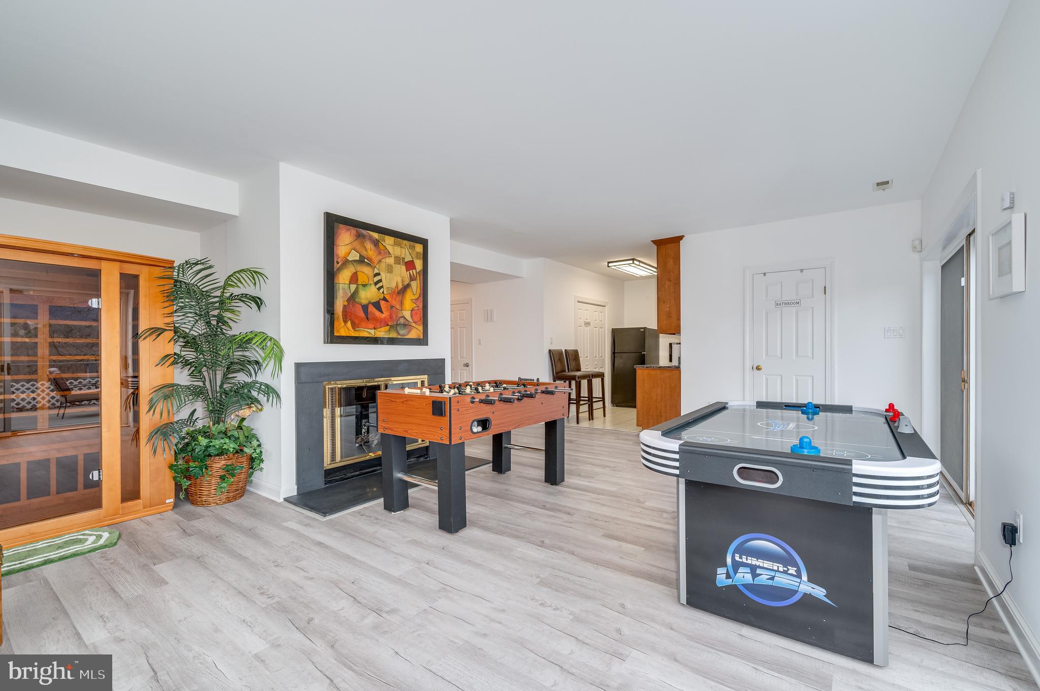 CAVALIER  HEIGHTS - Residential