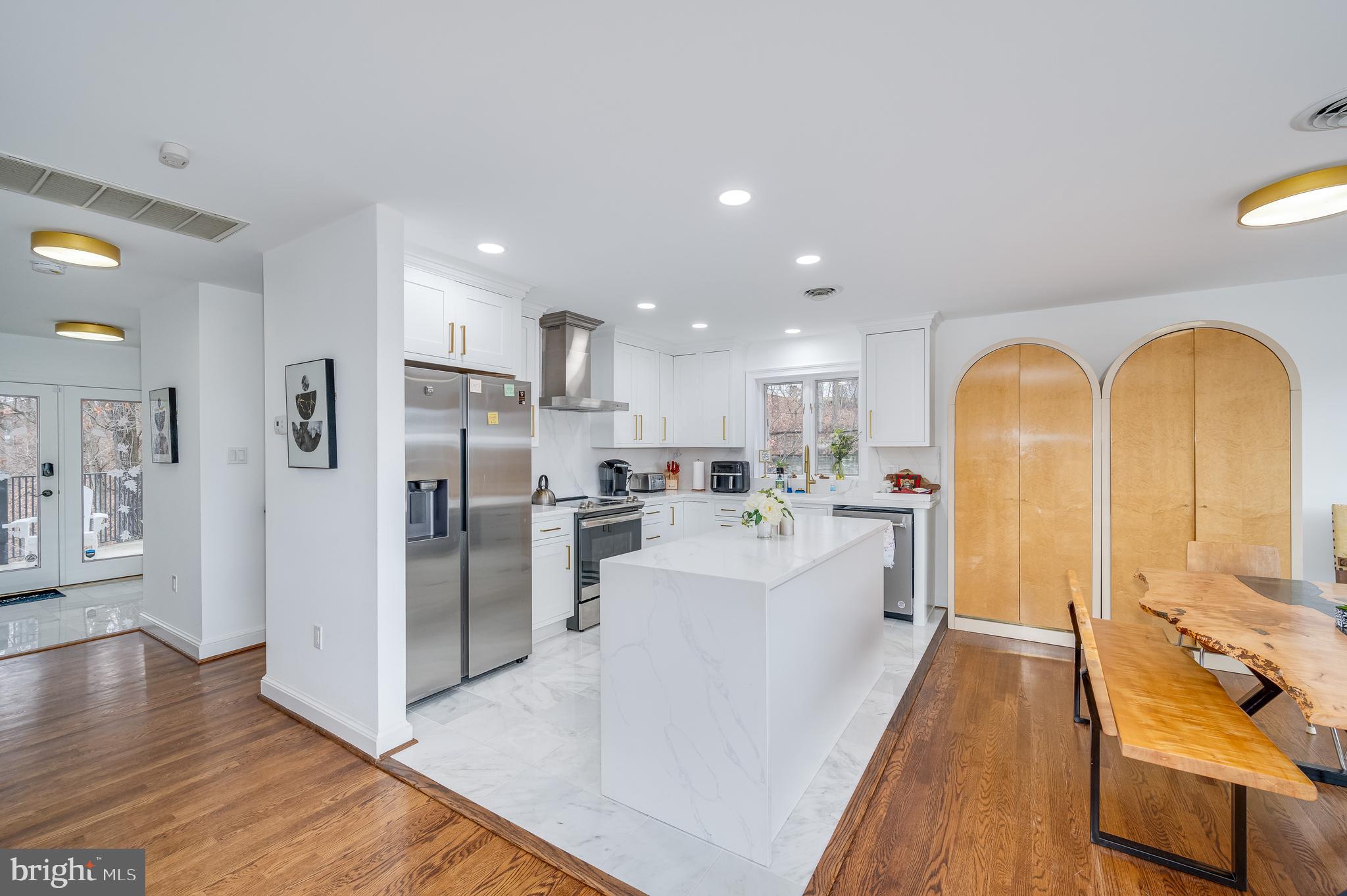 CAVALIER  HEIGHTS - Residential