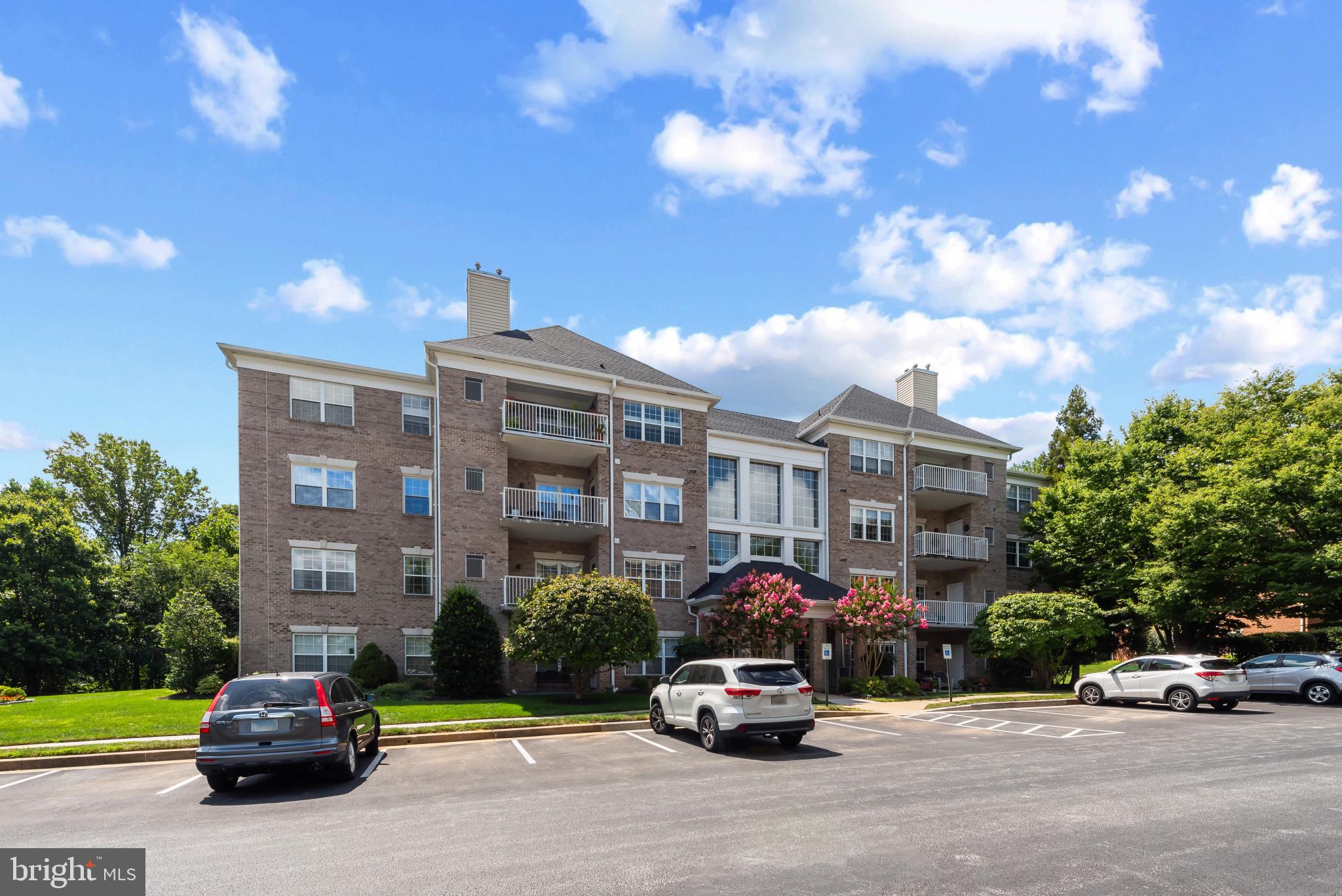 12103 TULLAMORE COURT 402