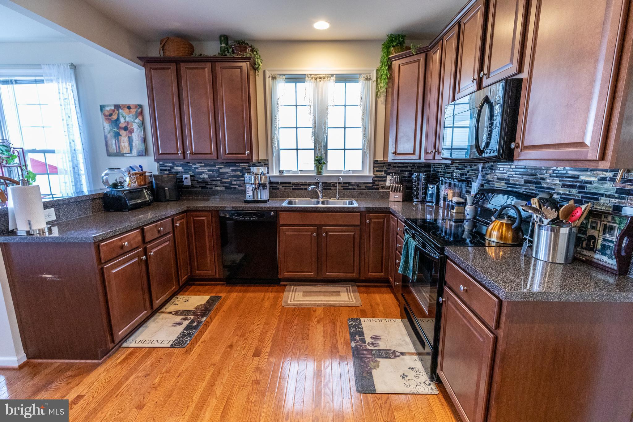 LAKELAND PLACE - Residential