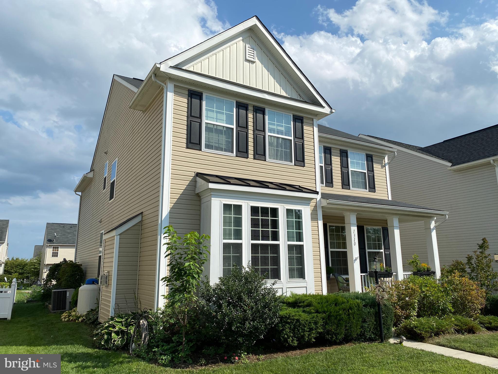 LAKELAND PLACE - Residential