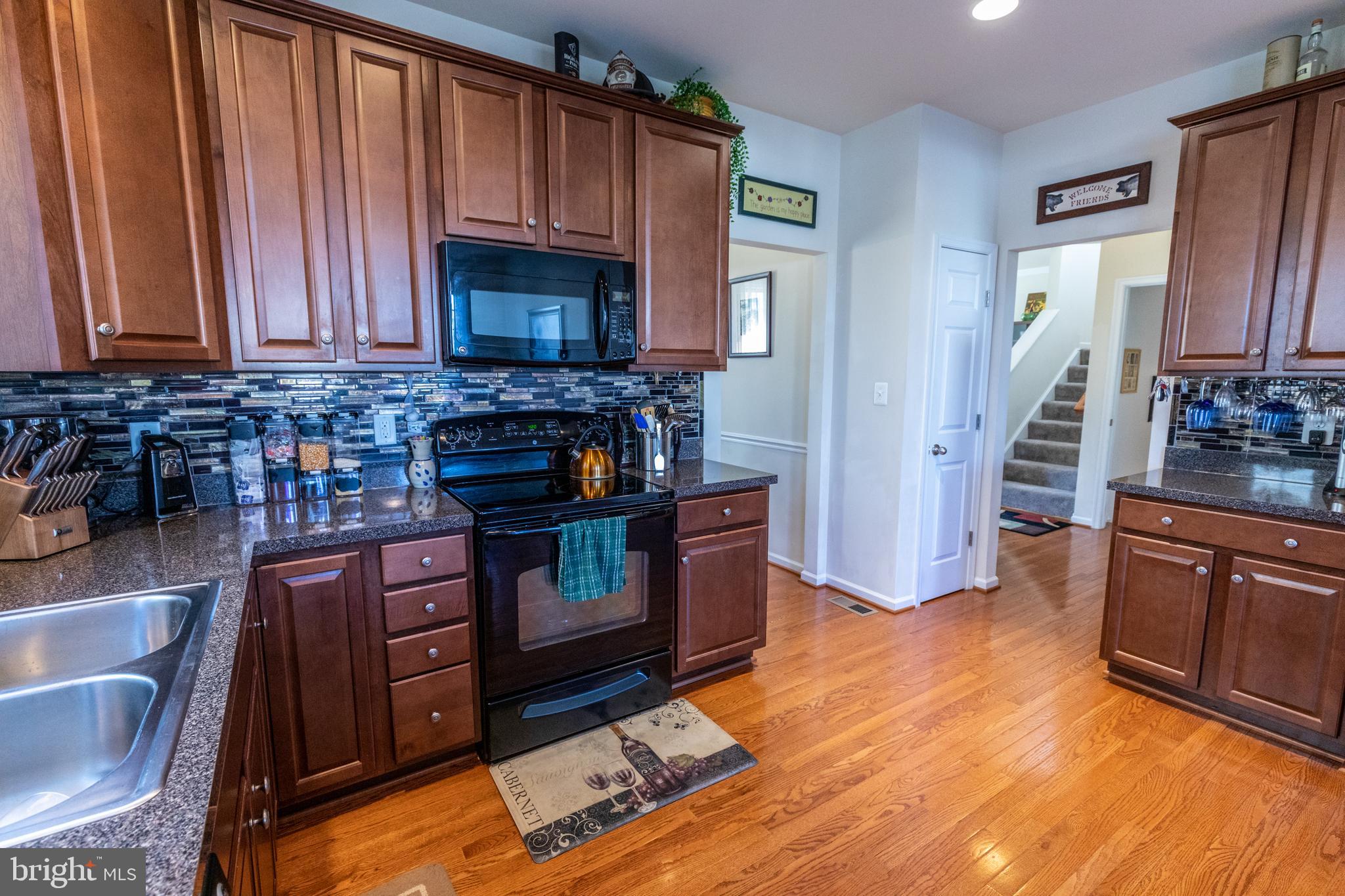 LAKELAND PLACE - Residential