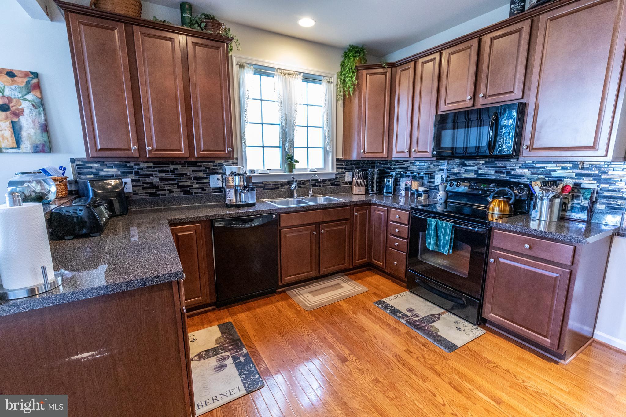 LAKELAND PLACE - Residential