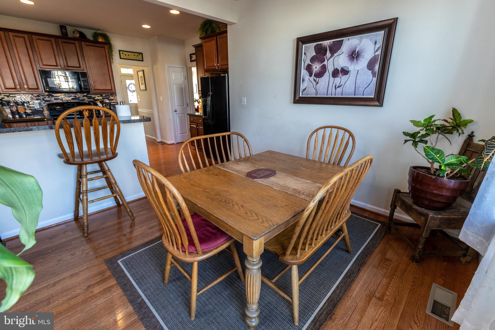 LAKELAND PLACE - Residential